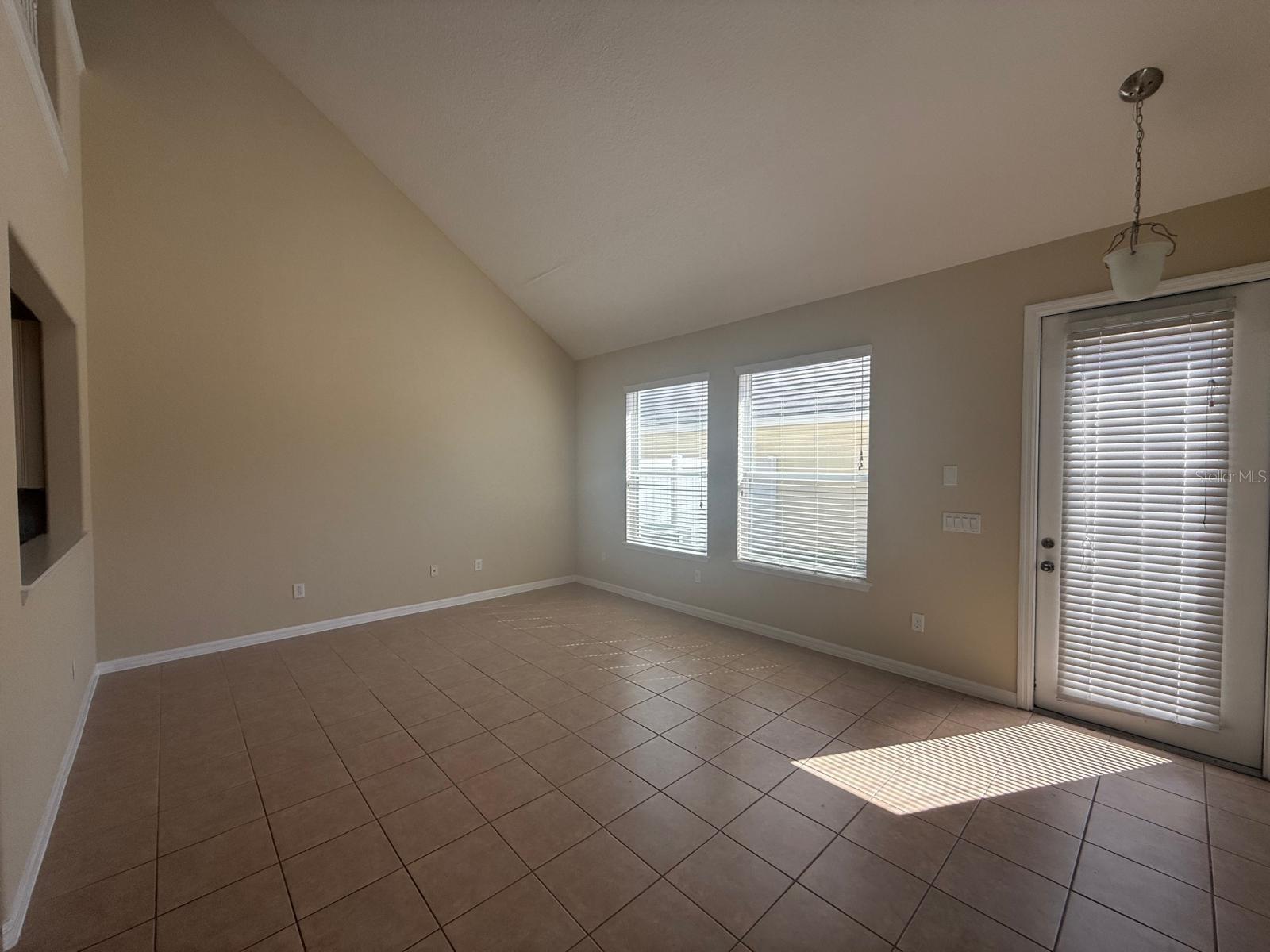 Image 6 of 28 For 7423 Ripplepointe Way