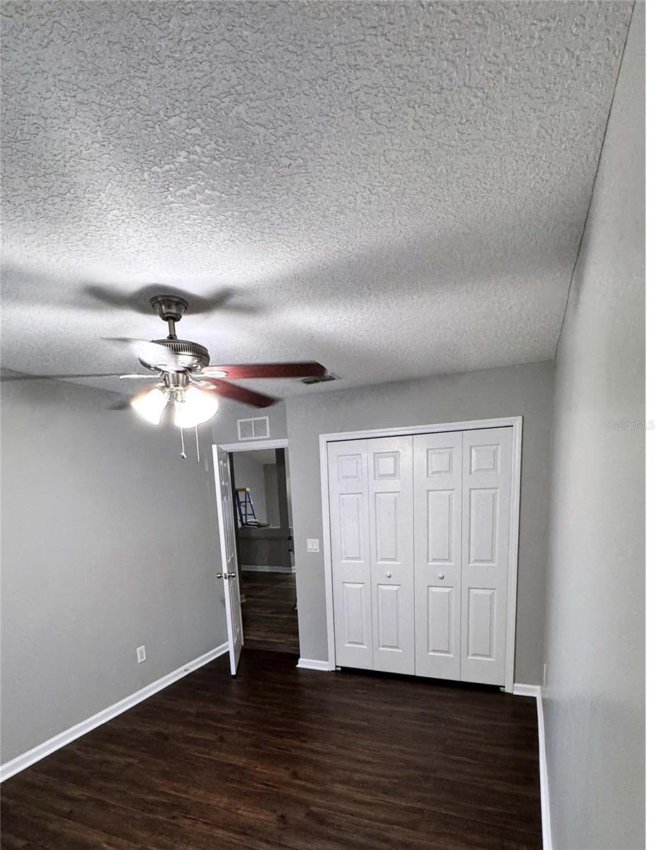 Image 16 of 24 For 12070 Stirrup Court