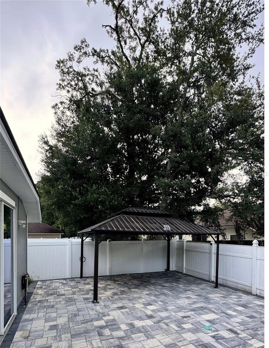 Image 20 of 24 For 12070 Stirrup Court