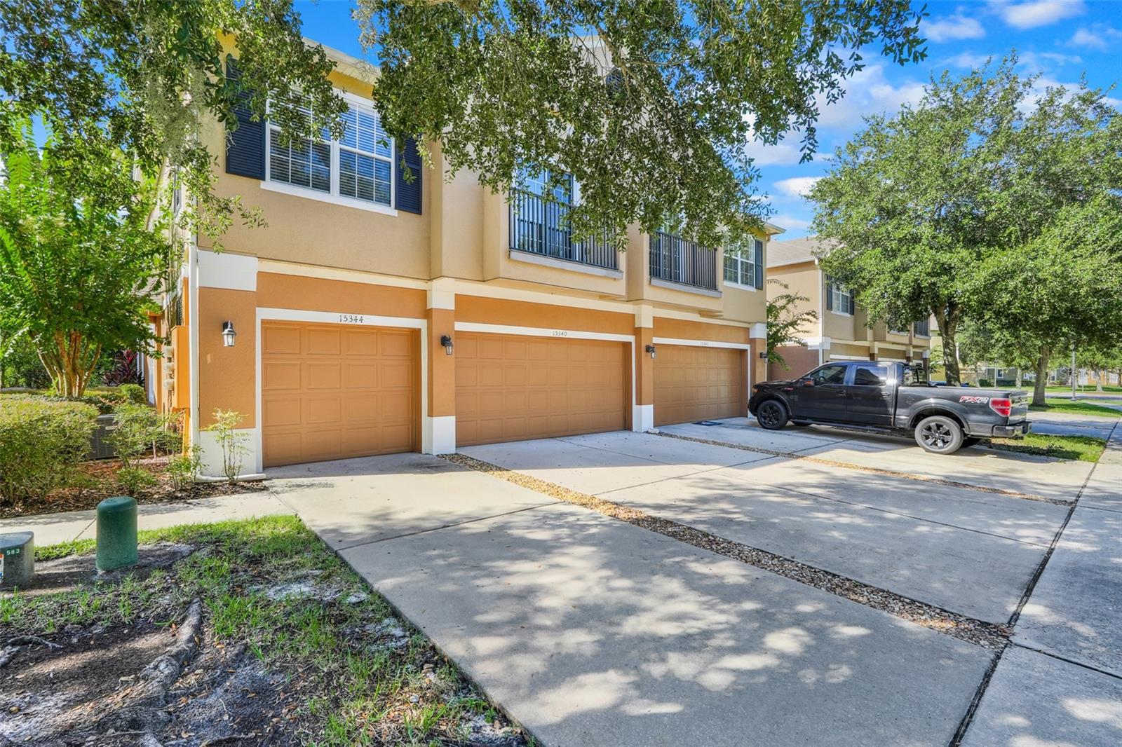 Image 2 of 39 For 15344 Oak Apple Court 16a
