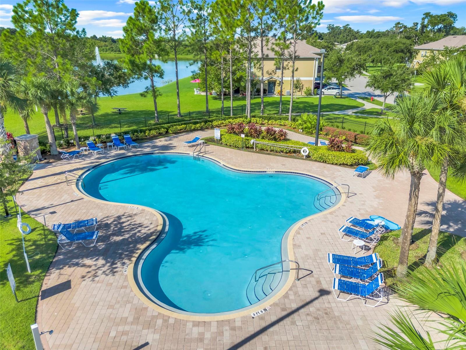 Image 33 of 39 For 15344 Oak Apple Court 16a