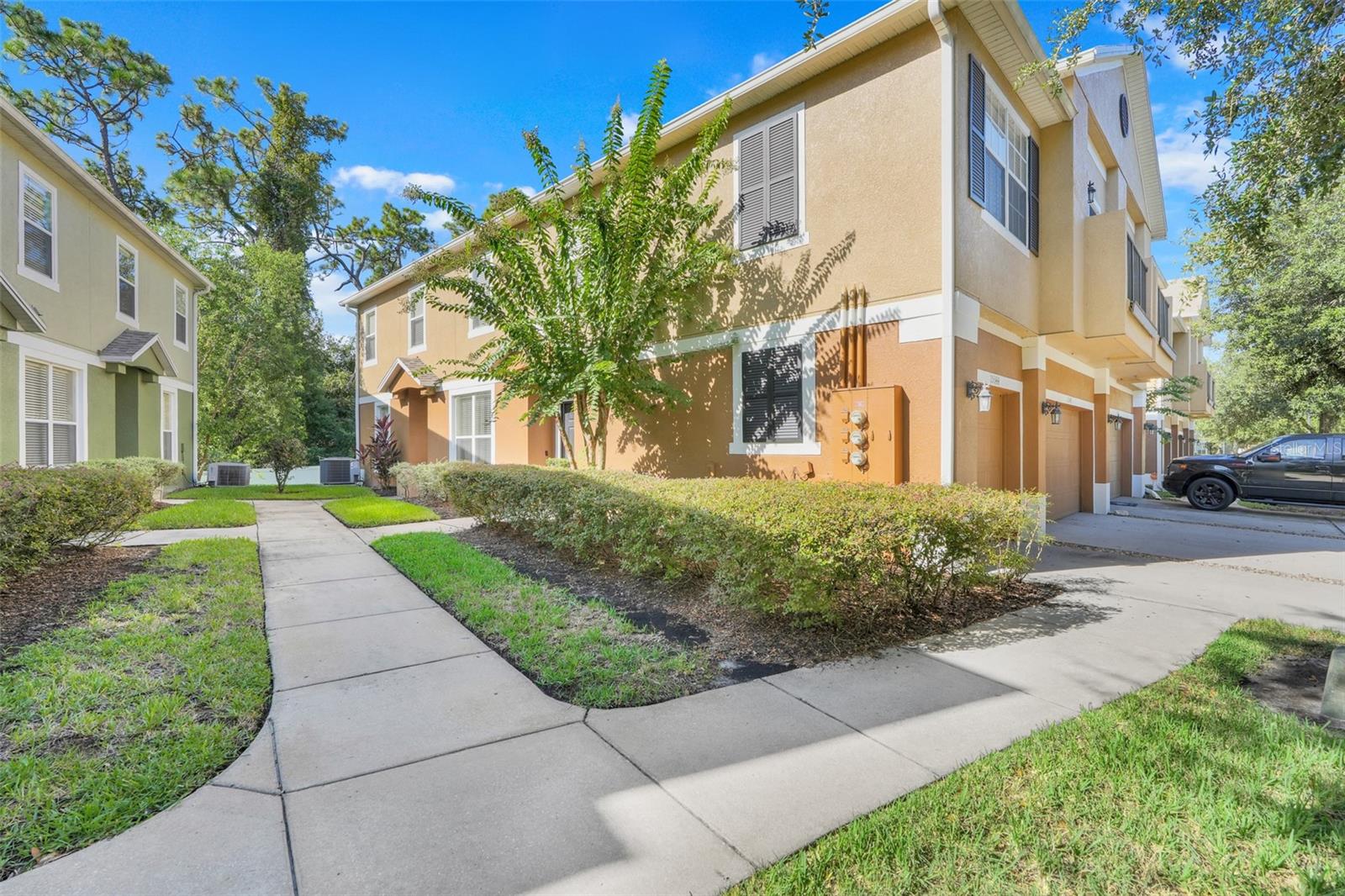 Image 4 of 39 For 15344 Oak Apple Court 16a
