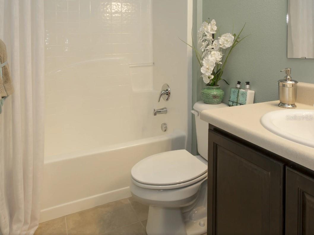 Listing photo id 10 for 5626 Bedstrow Boulevard