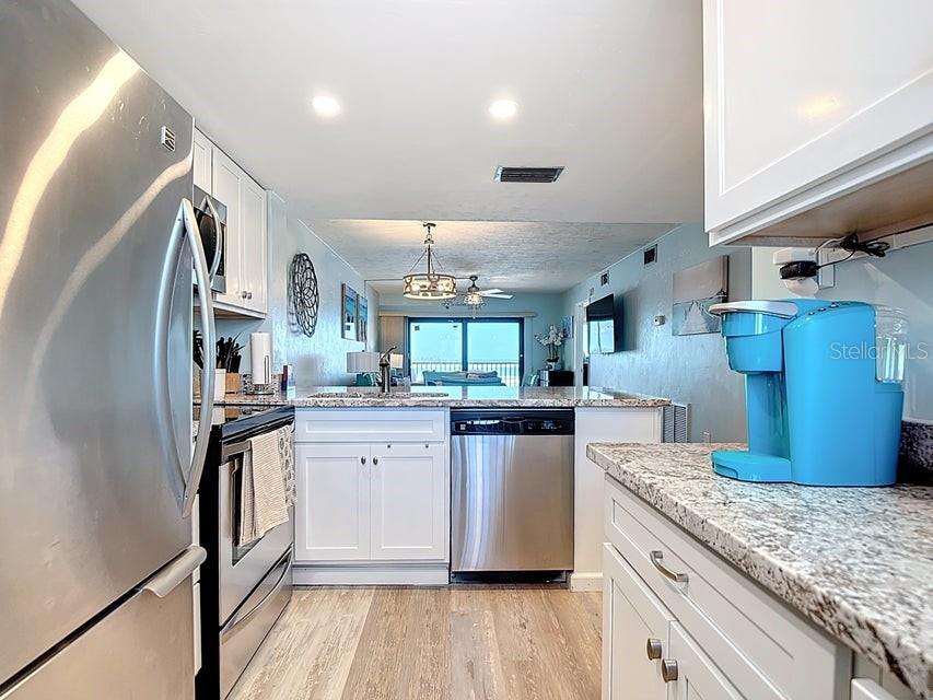 Image 7 of 23 For 8350 Estero Boulevard 333