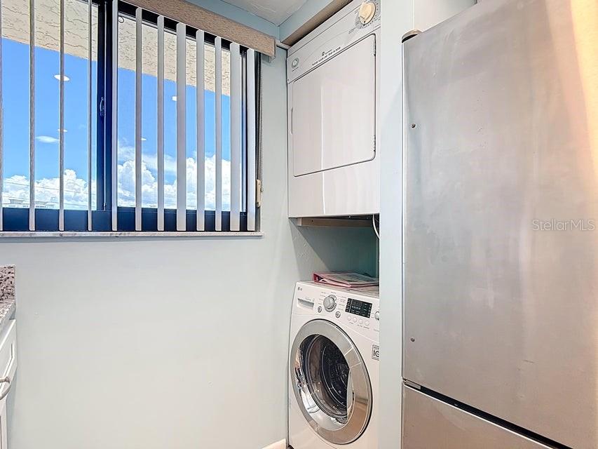 Image 9 of 23 For 8350 Estero Boulevard 333