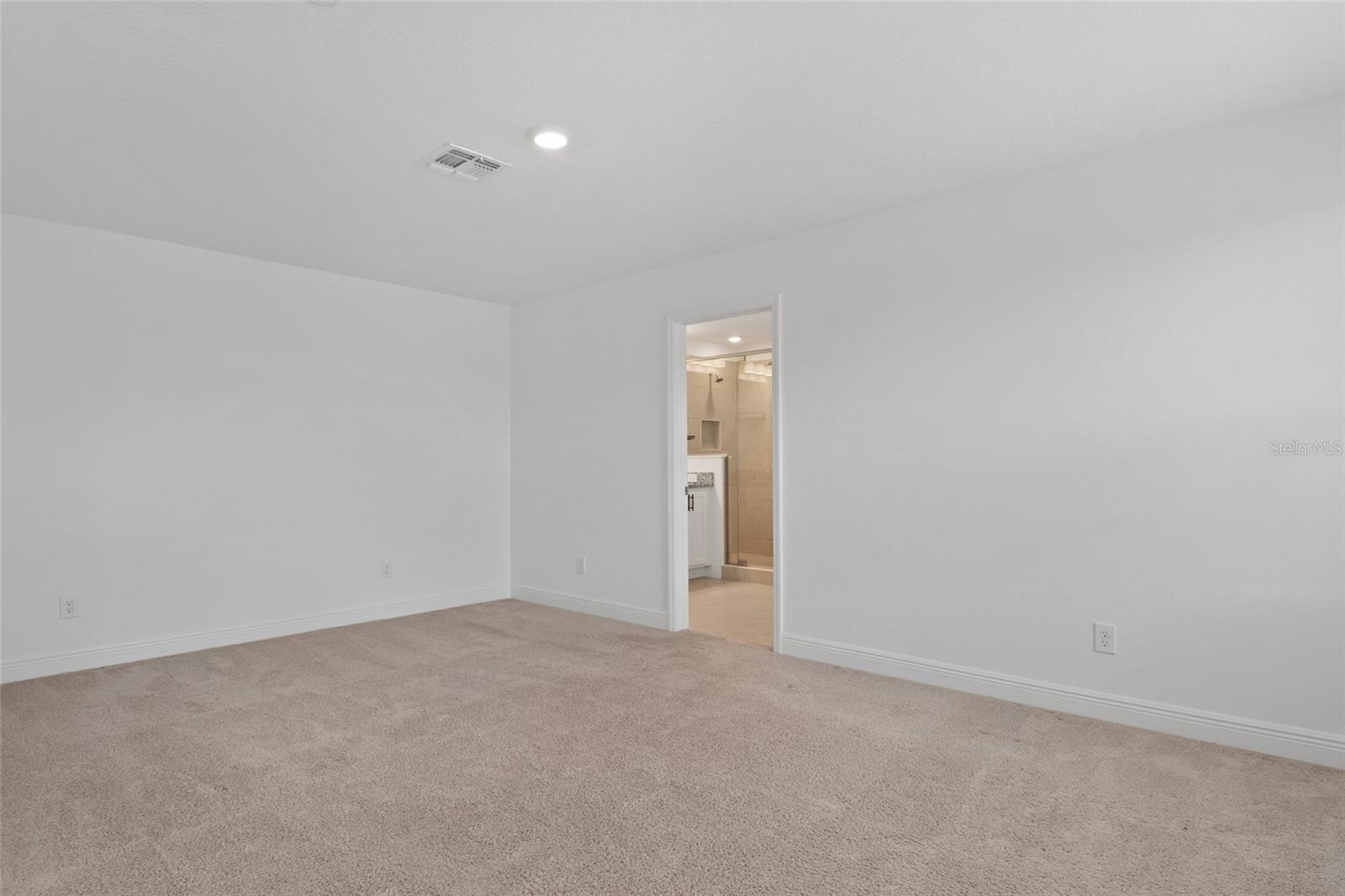 Image 35 of 47 For 12583 Willstatter Avenue