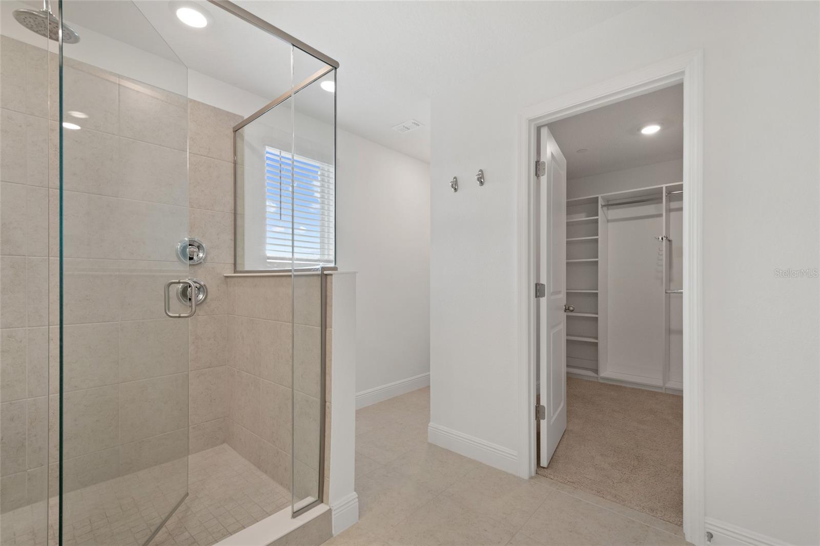 Image 38 of 47 For 12583 Willstatter Avenue