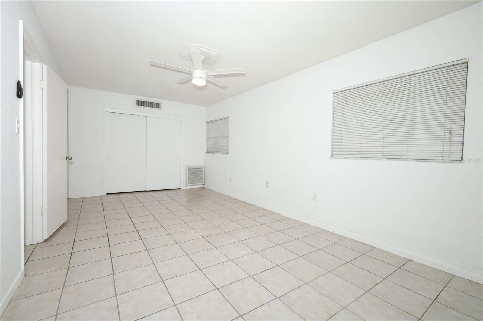 Image 18 of 38 For 500 Altaloma Avenue