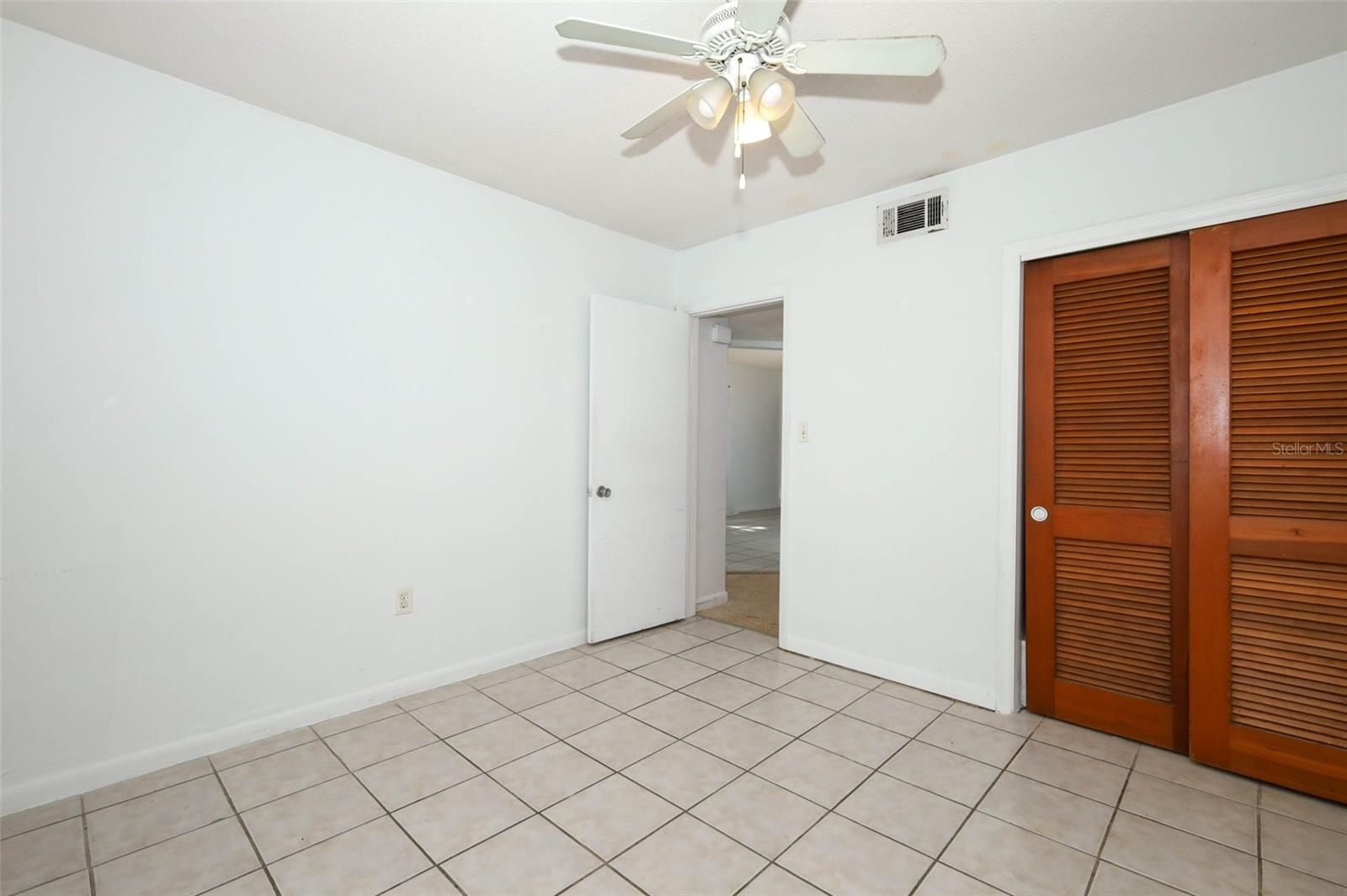 Image 32 of 38 For 500 Altaloma Avenue
