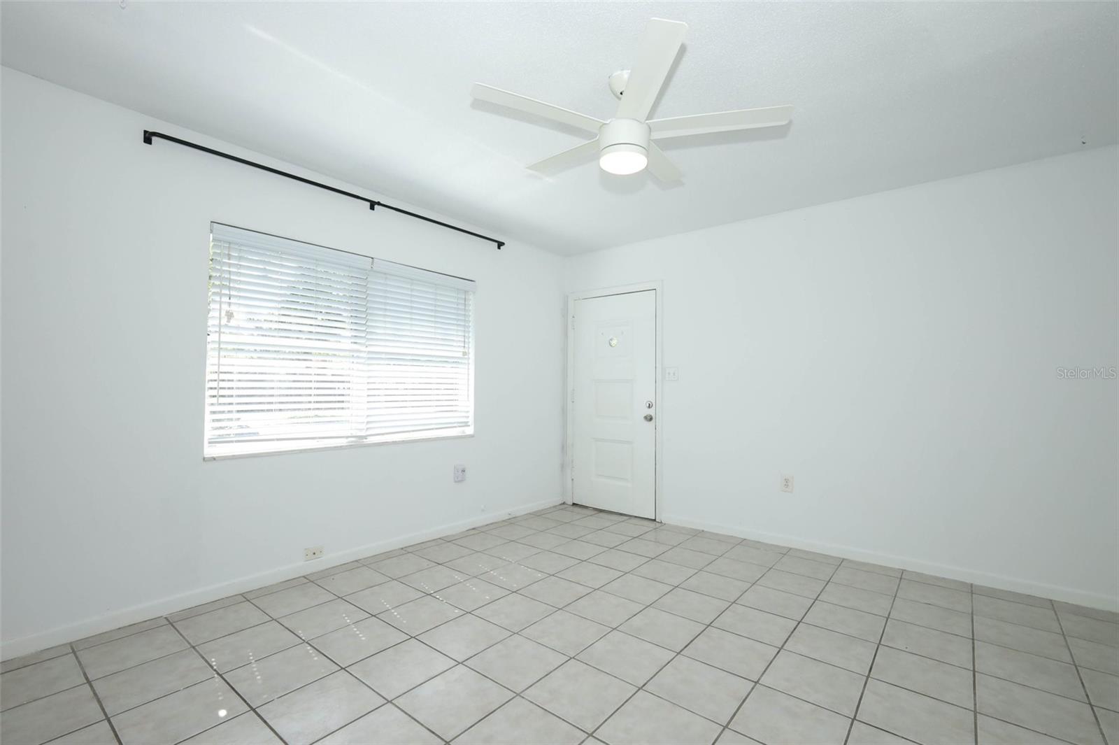 Image 6 of 38 For 500 Altaloma Avenue