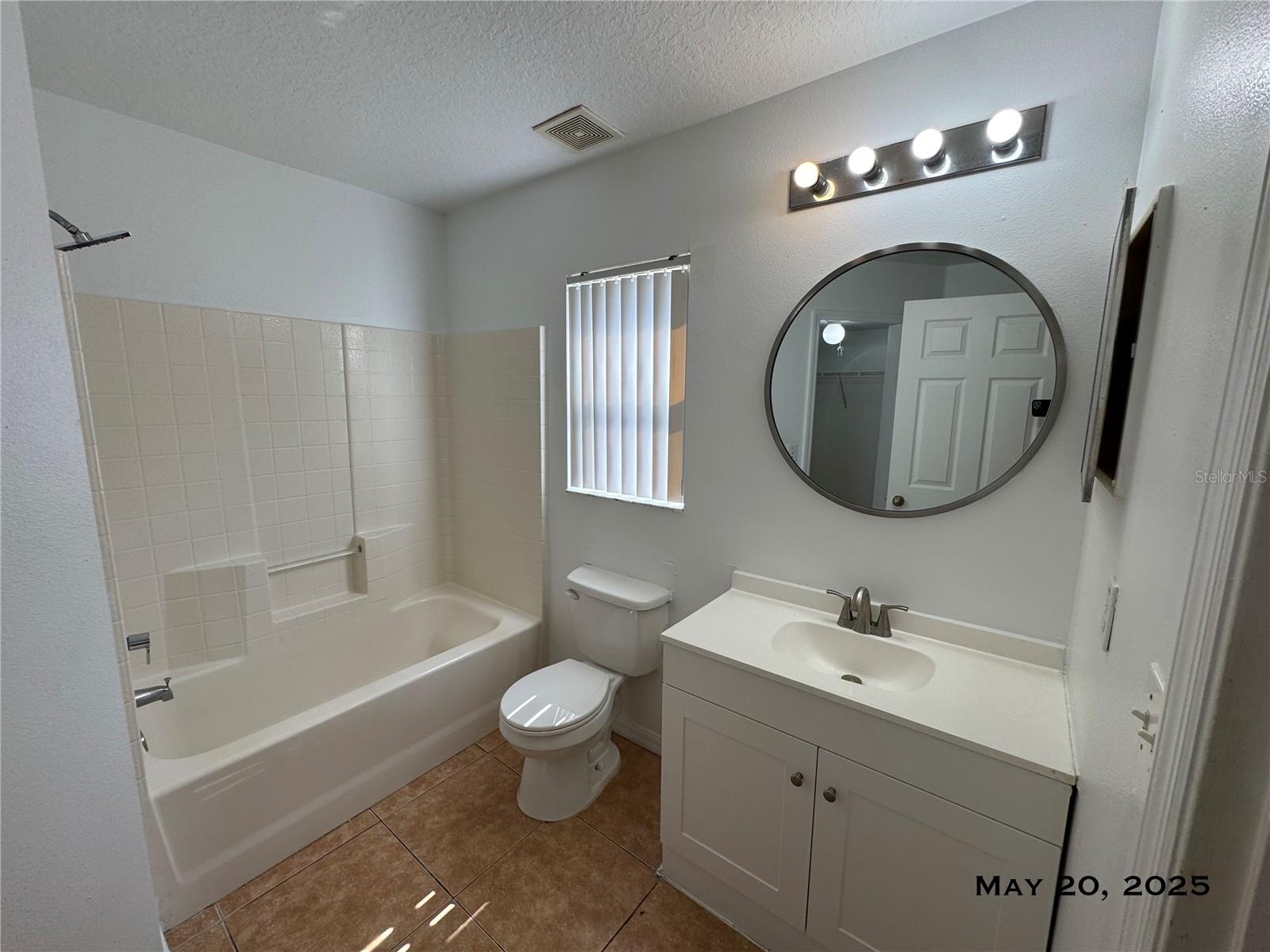 Image 13 of 33 For 5083 Luna Negra Drive