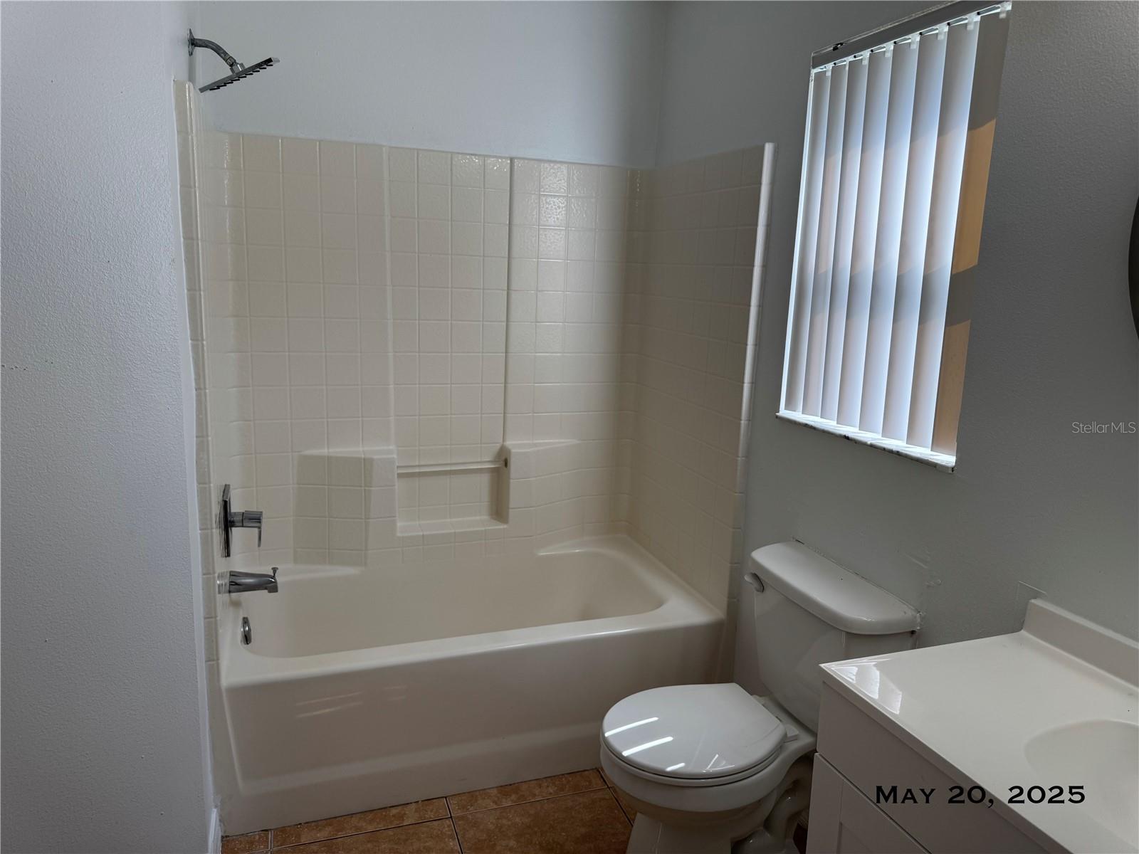 Image 14 of 33 For 5083 Luna Negra Drive