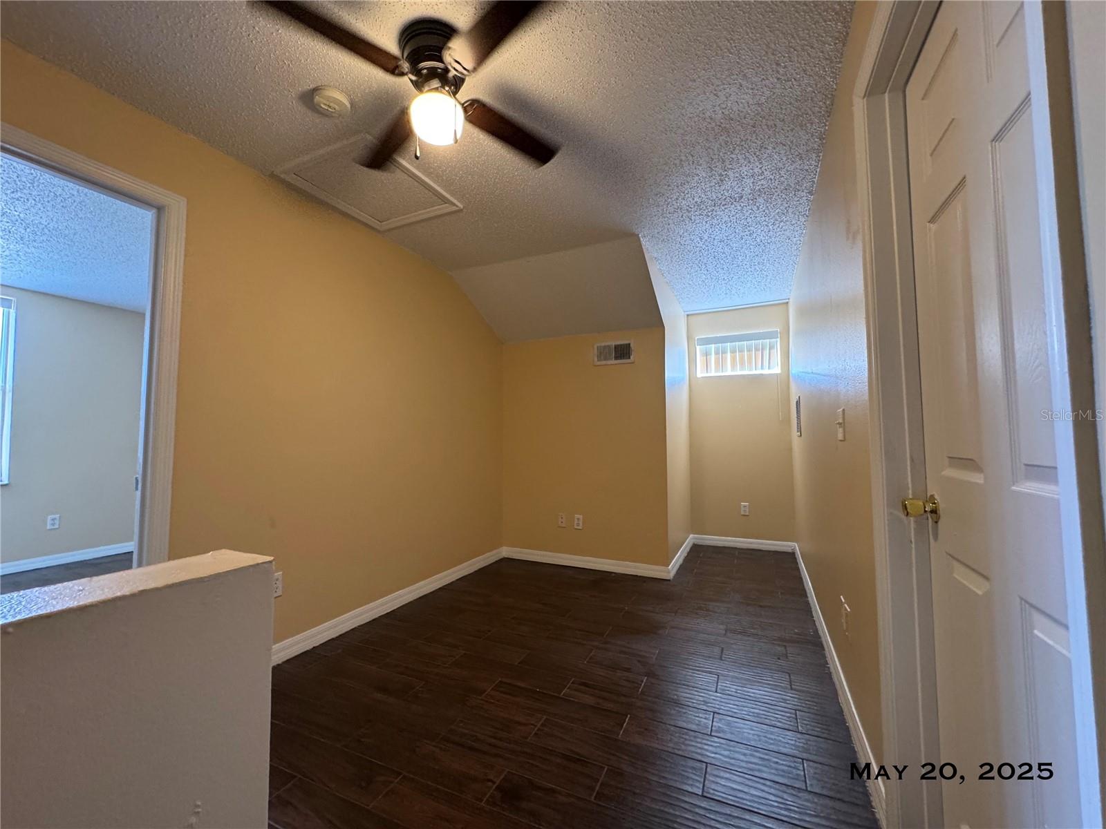 Image 18 of 33 For 5083 Luna Negra Drive