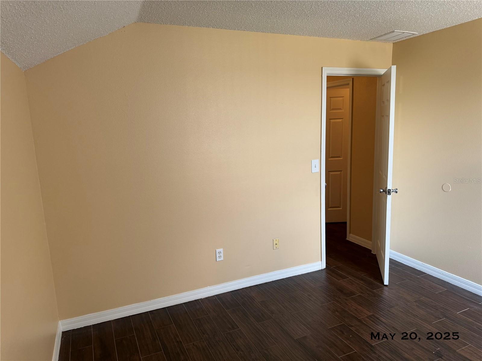 Image 31 of 33 For 5083 Luna Negra Drive