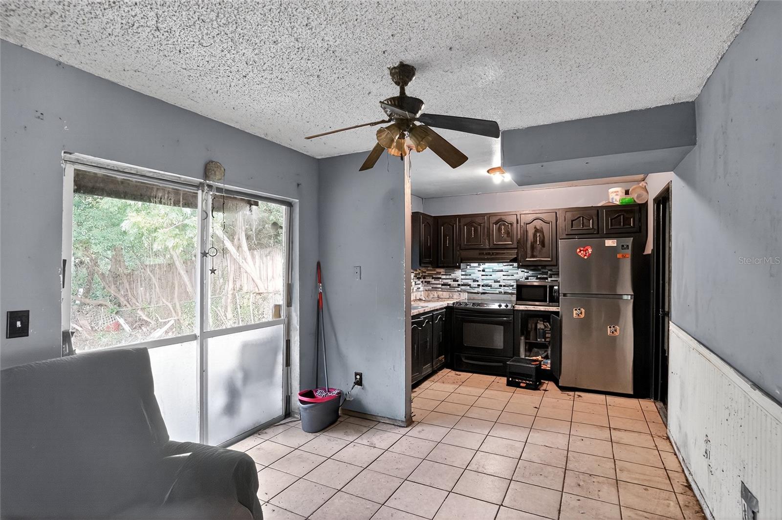 Image 16 of 28 For 251 Buttonwood Avenue