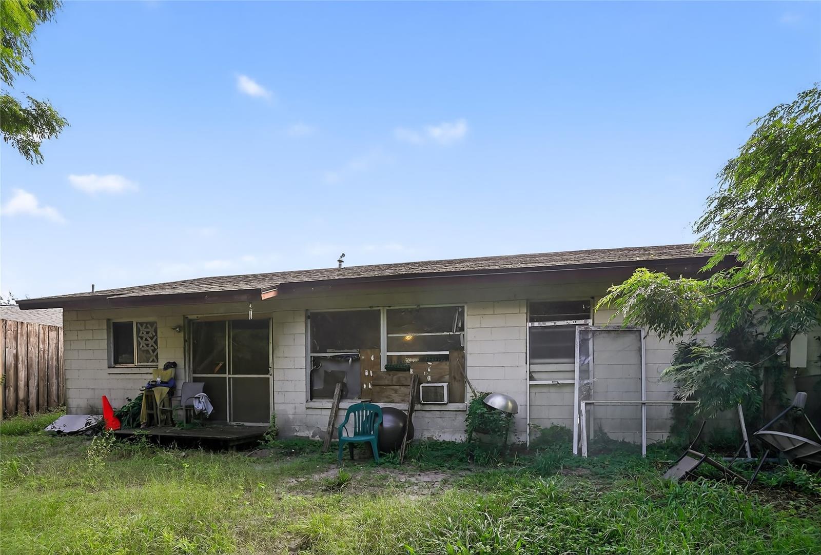 Image 8 of 28 For 251 Buttonwood Avenue