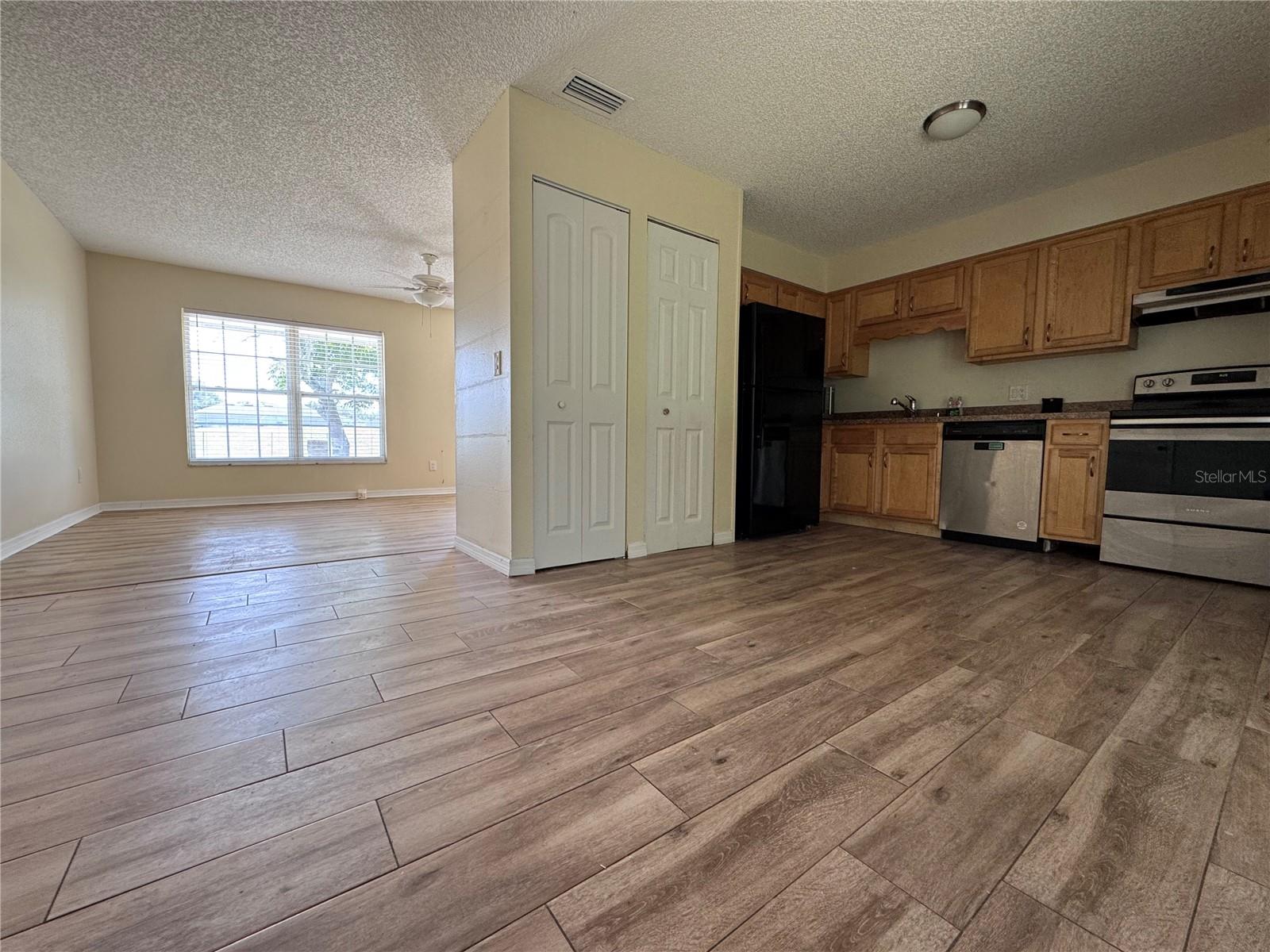 Image 10 of 26 For 6230 Stanwin Drive