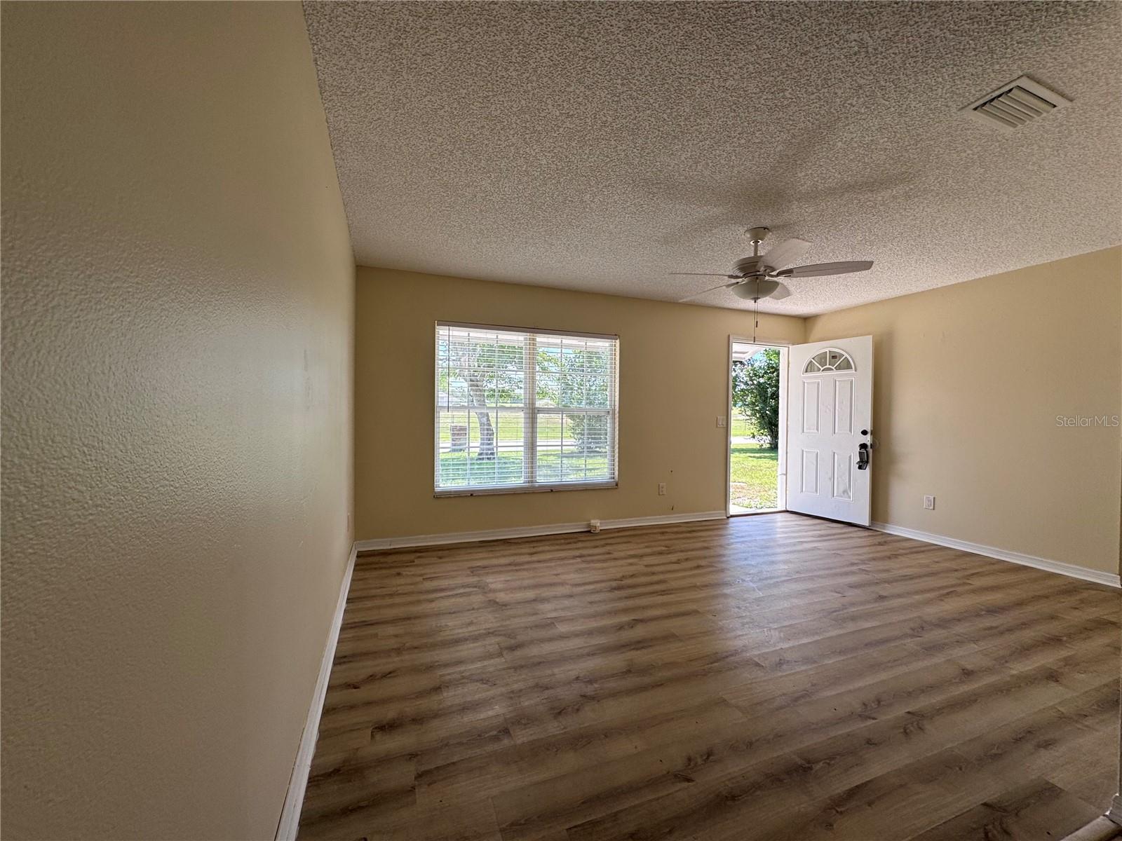 Image 7 of 26 For 6230 Stanwin Drive