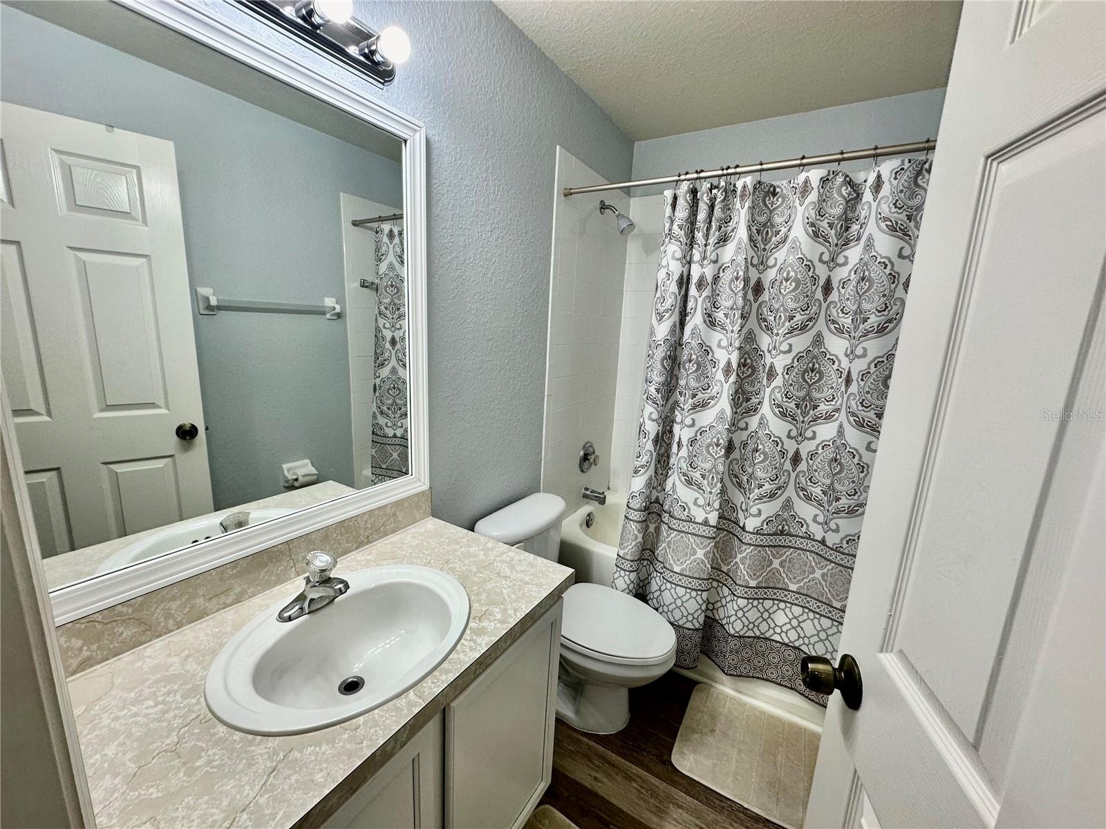 Image 18 of 31 For 2996 Langdon Lane N