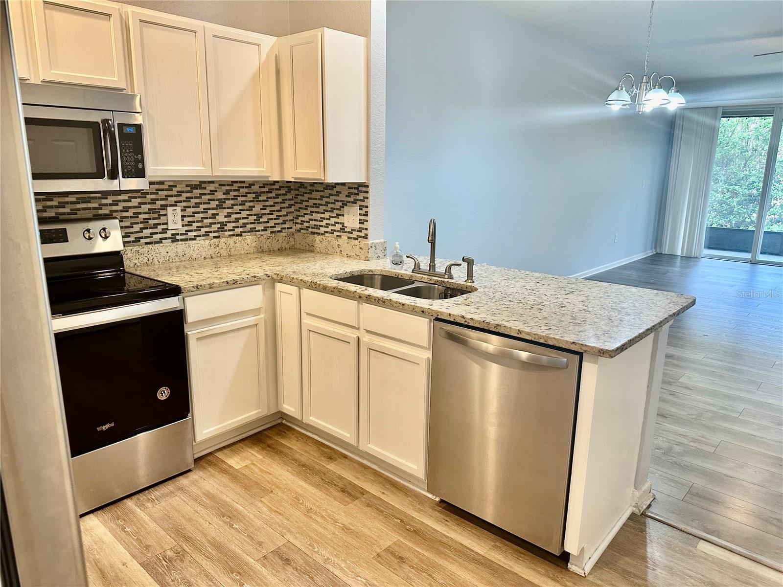 Image 5 of 31 For 2996 Langdon Lane N