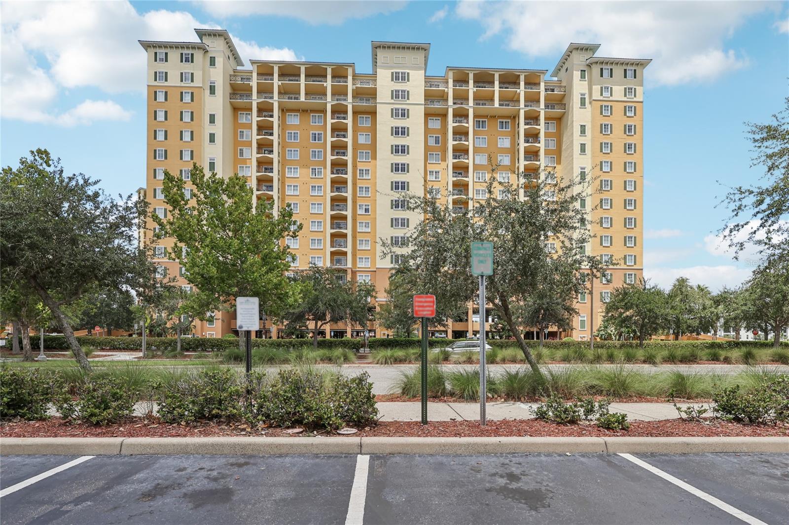 Image 37 of 58 For 8101 Resort Village Drive 31210