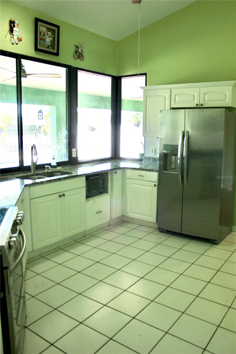 Image 15 of 41 For 412 Everwood Drive