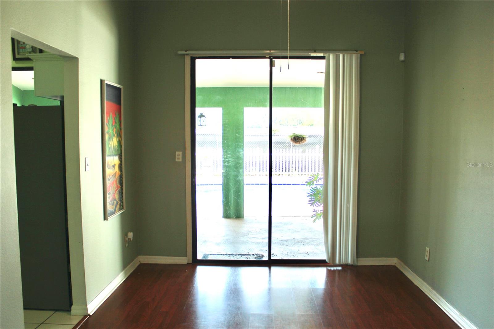 Image 20 of 41 For 412 Everwood Drive
