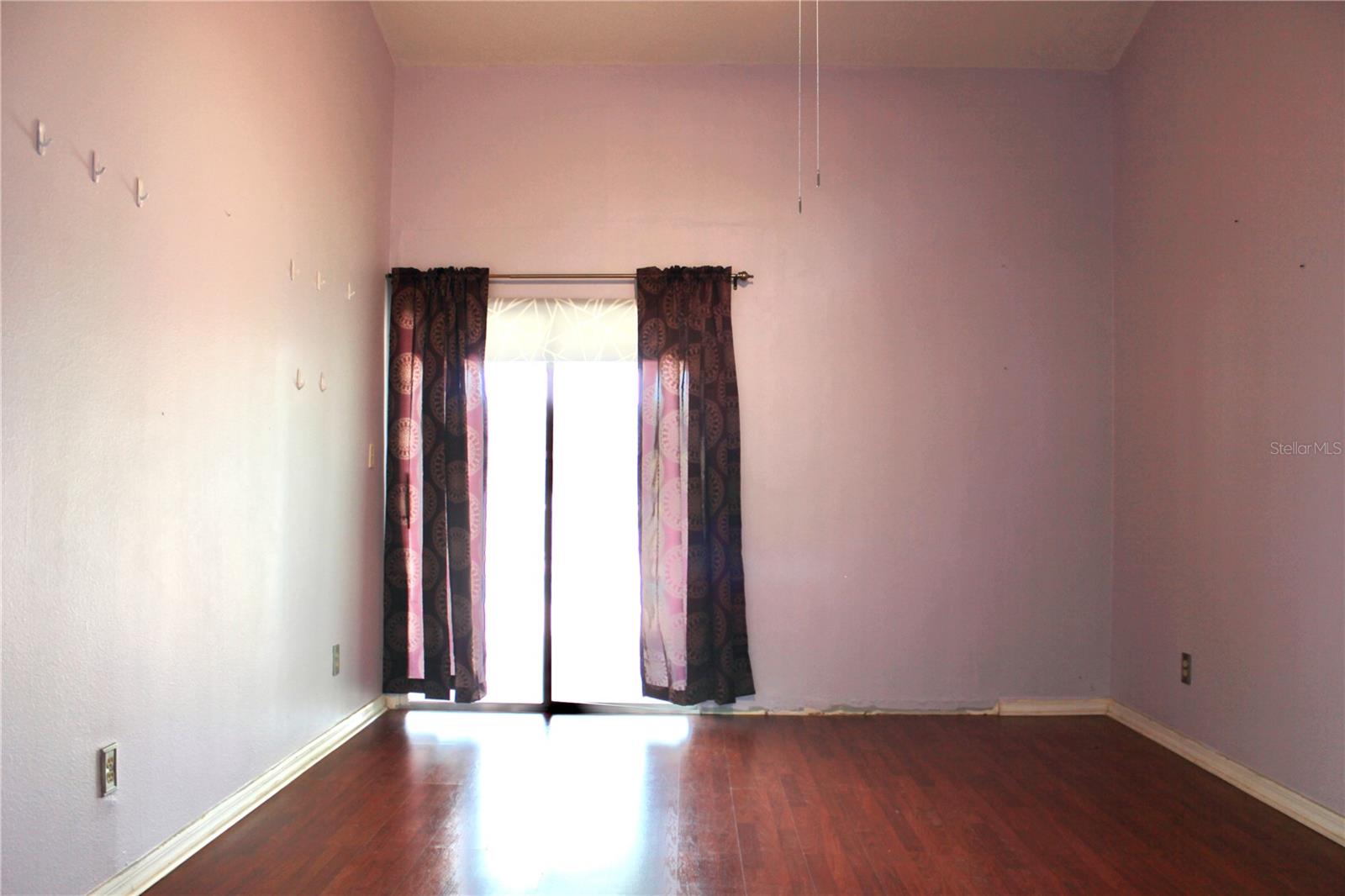 Image 21 of 41 For 412 Everwood Drive