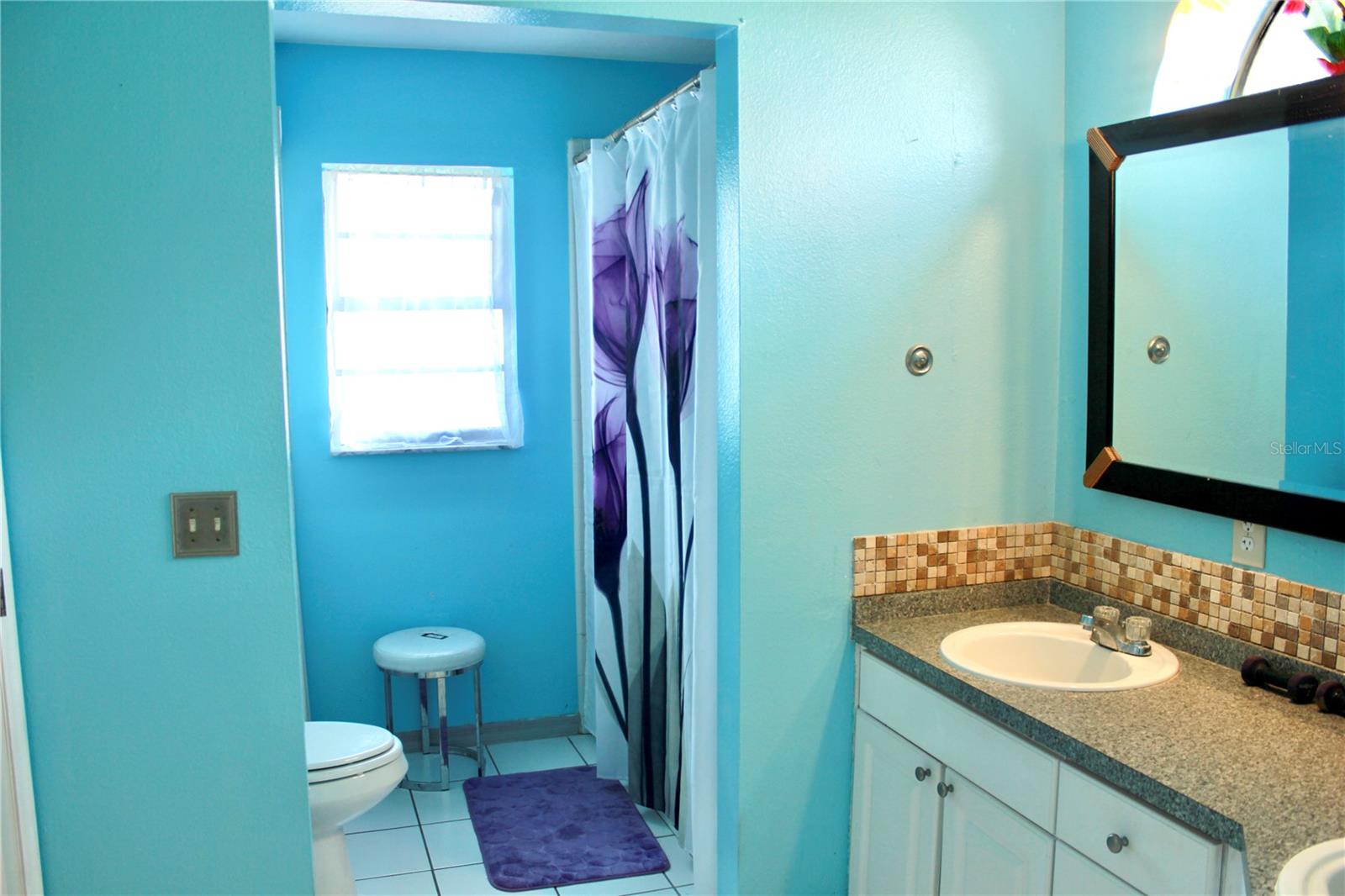 Image 25 of 41 For 412 Everwood Drive
