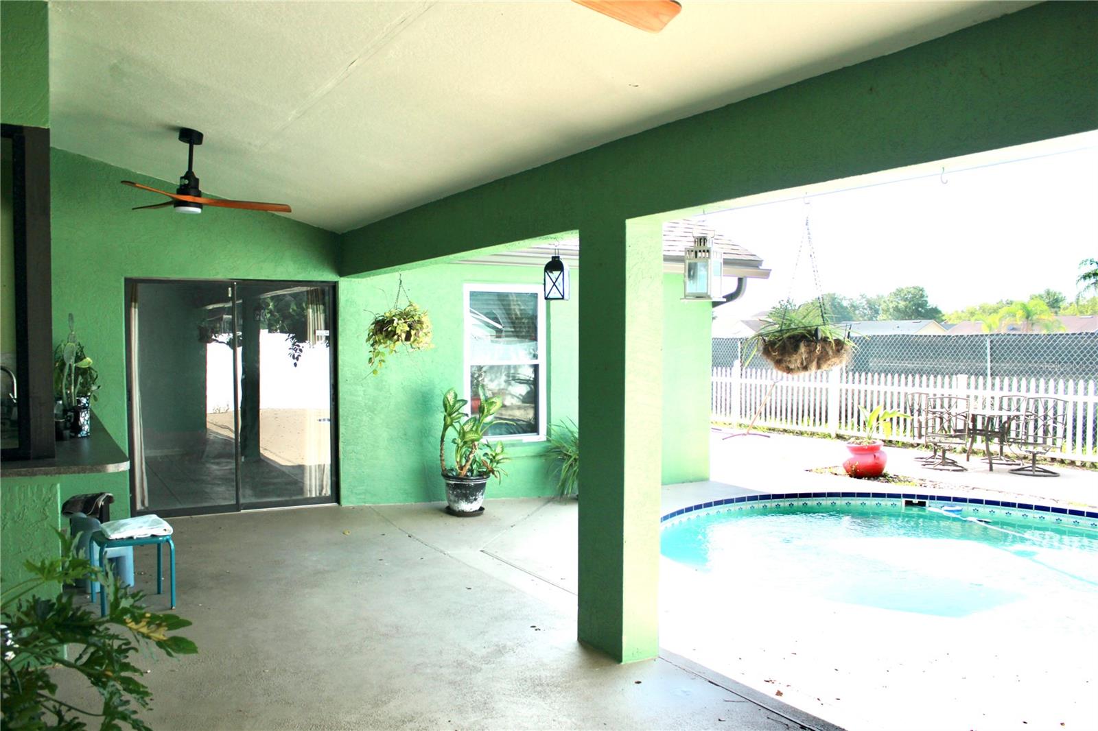 Image 32 of 41 For 412 Everwood Drive