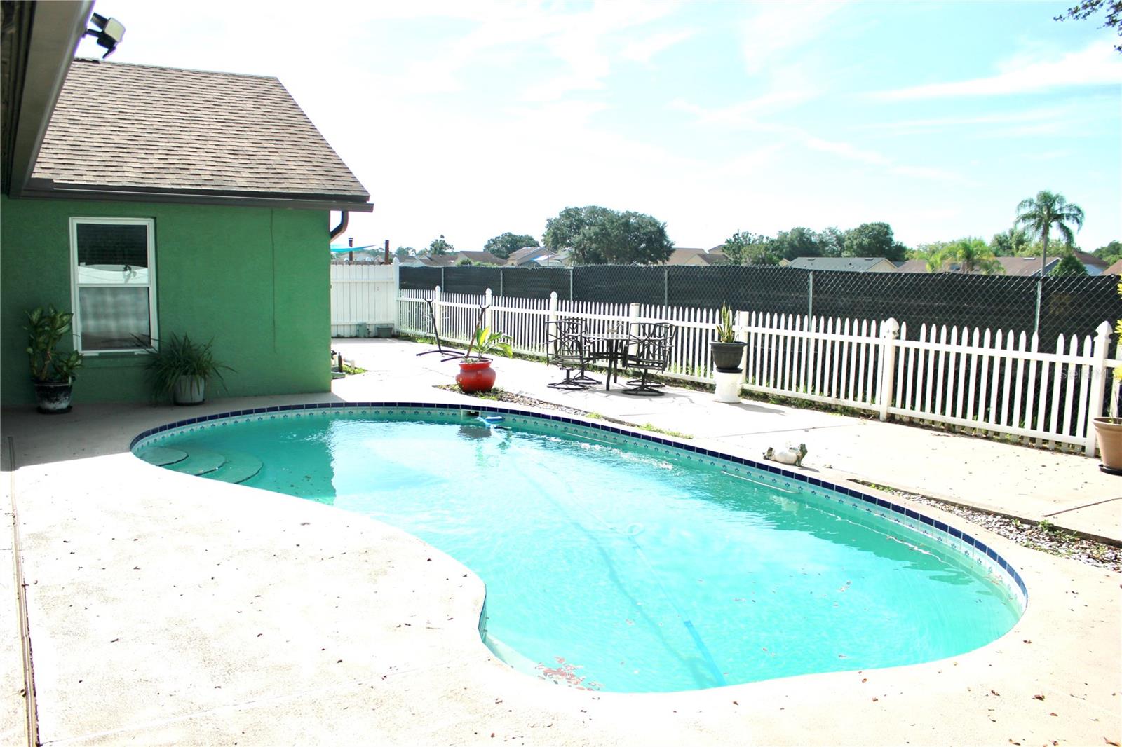 Image 33 of 41 For 412 Everwood Drive