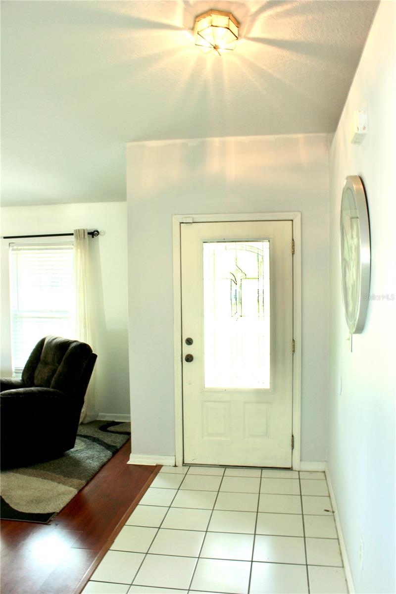 Image 7 of 41 For 412 Everwood Drive