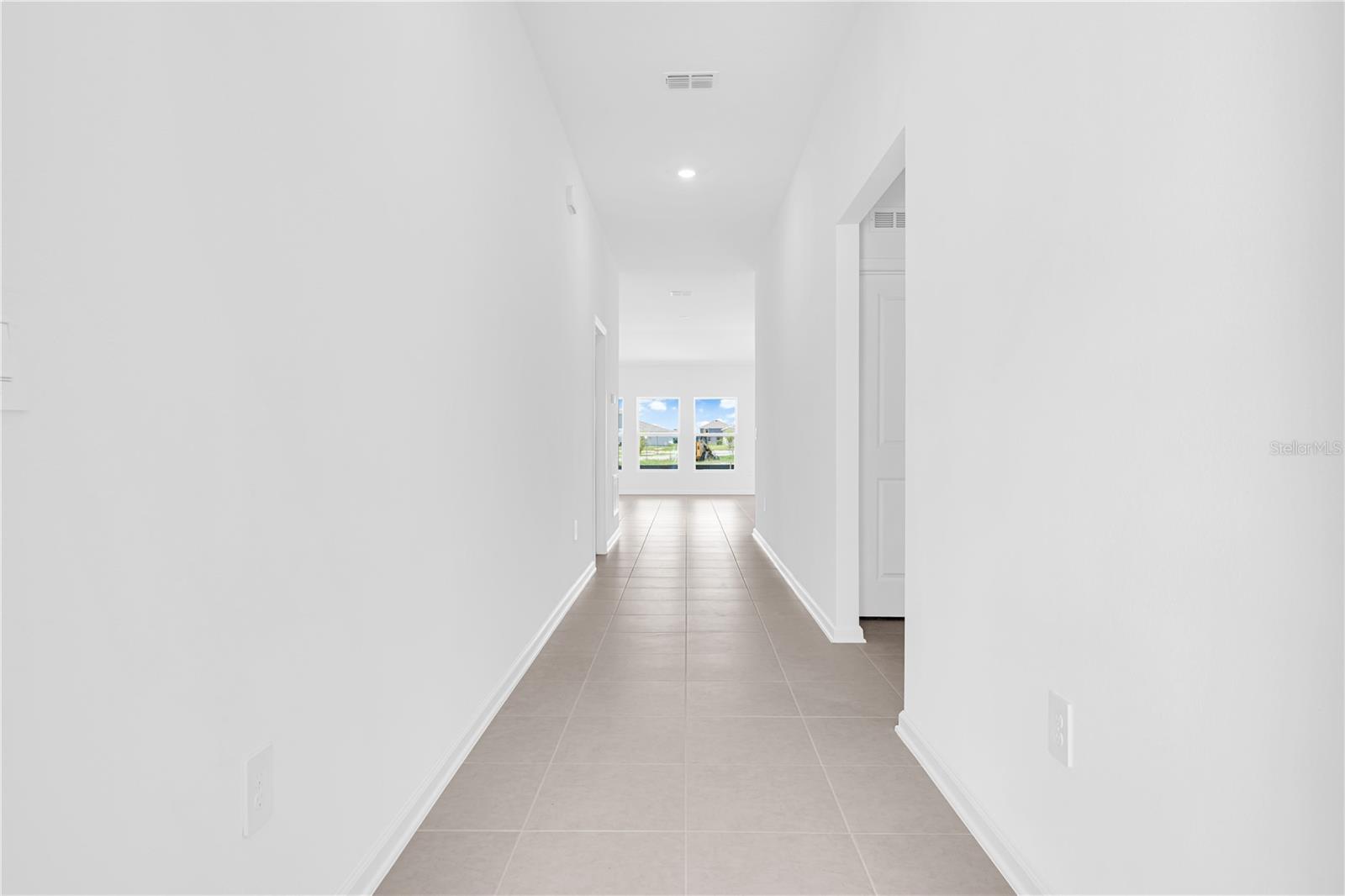 Image 3 of 29 For 4688 Golden Knight Boulevard