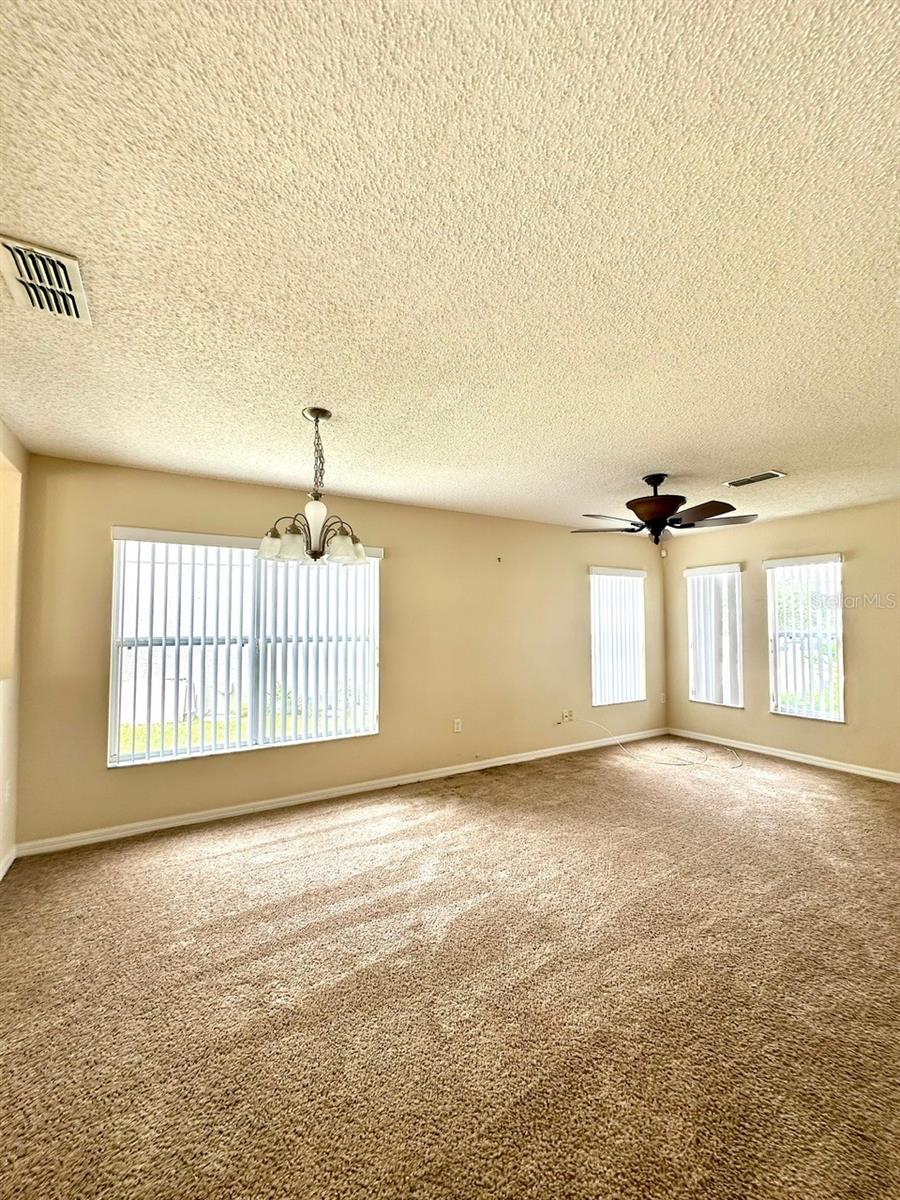Image 4 of 29 For 410 Canna Drive