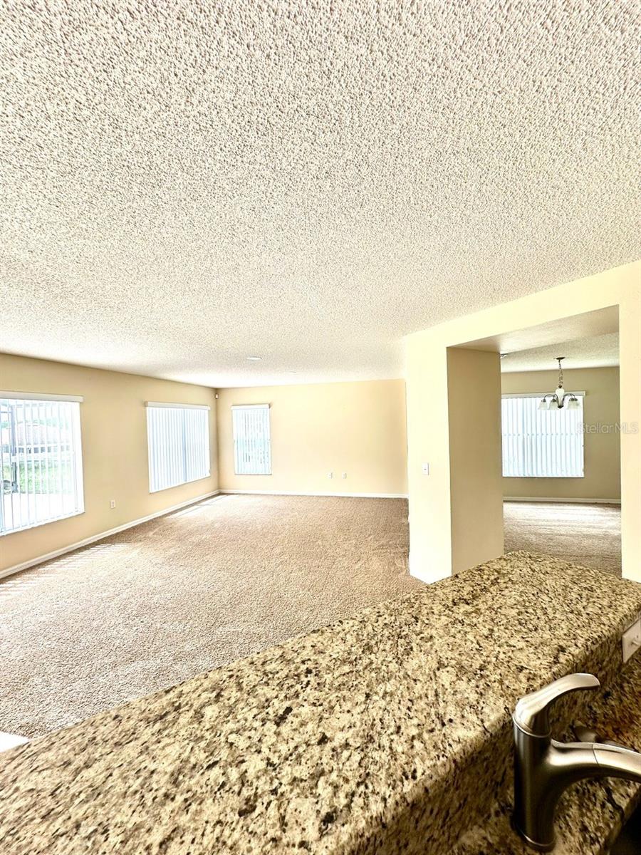 Image 5 of 29 For 410 Canna Drive