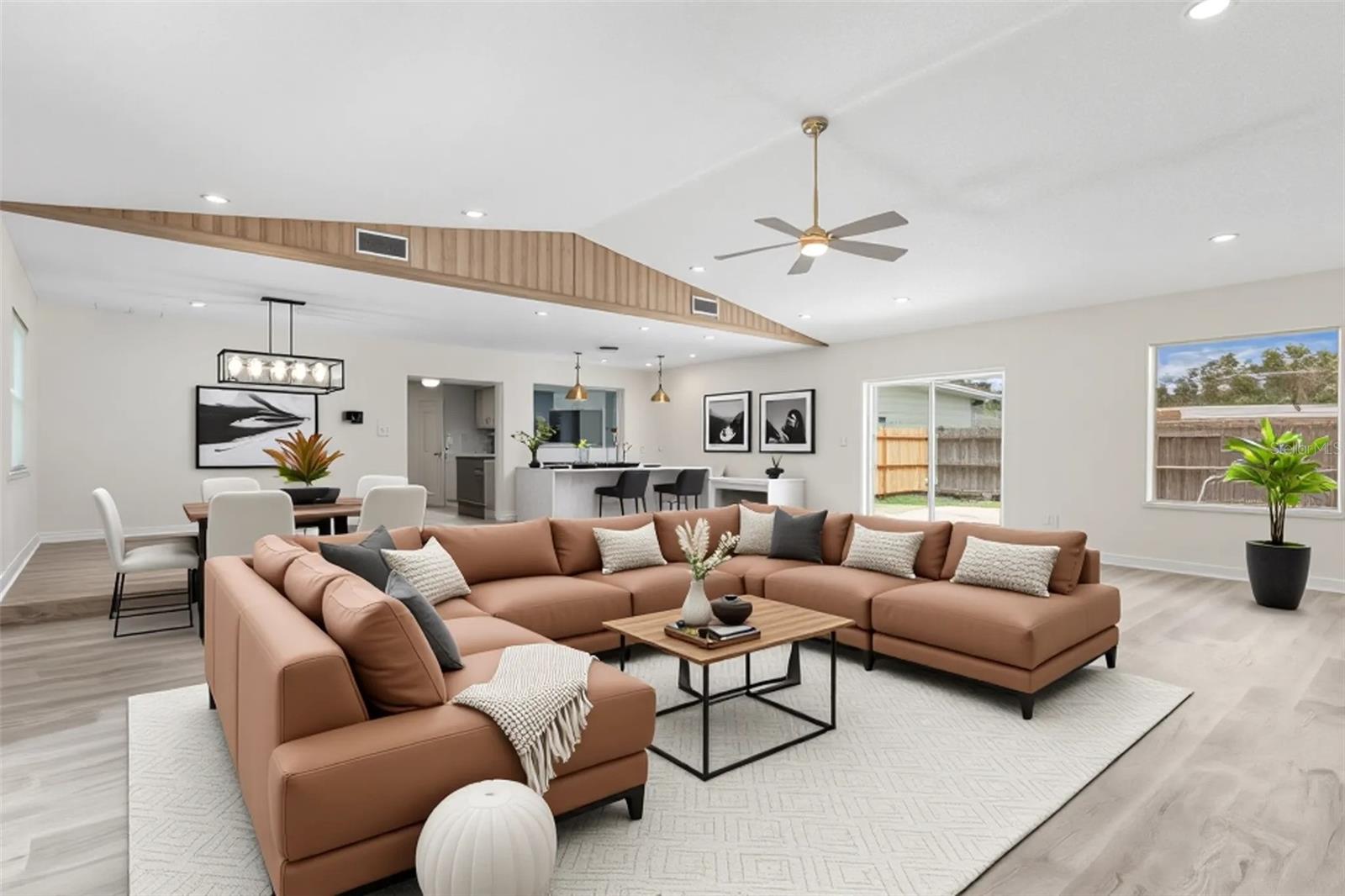 Image 14 of 46 For 5619 Pinerock Road