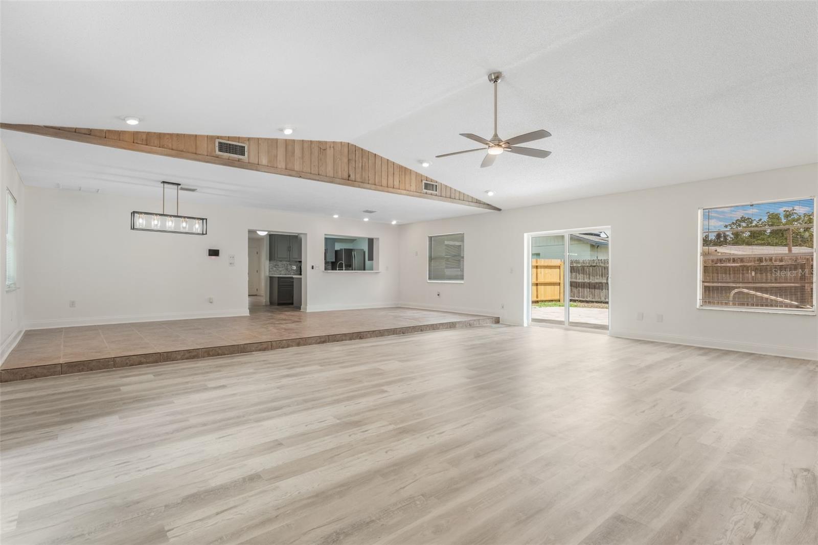 Image 15 of 46 For 5619 Pinerock Road