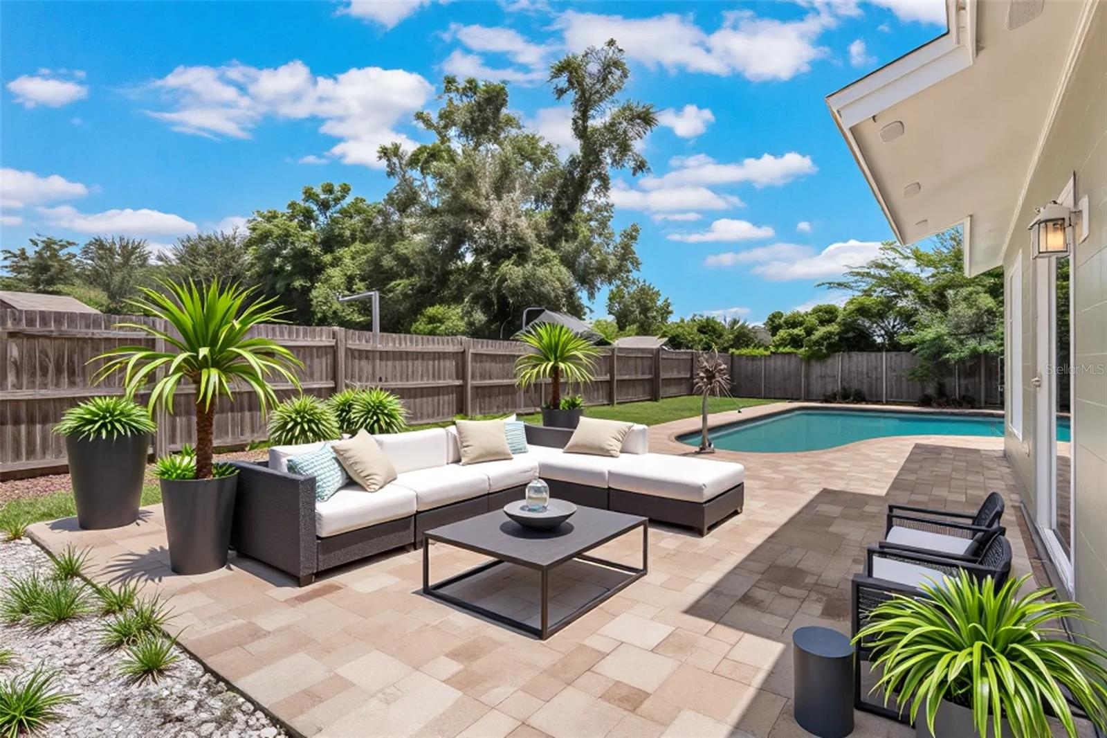 Image 24 of 46 For 5619 Pinerock Road