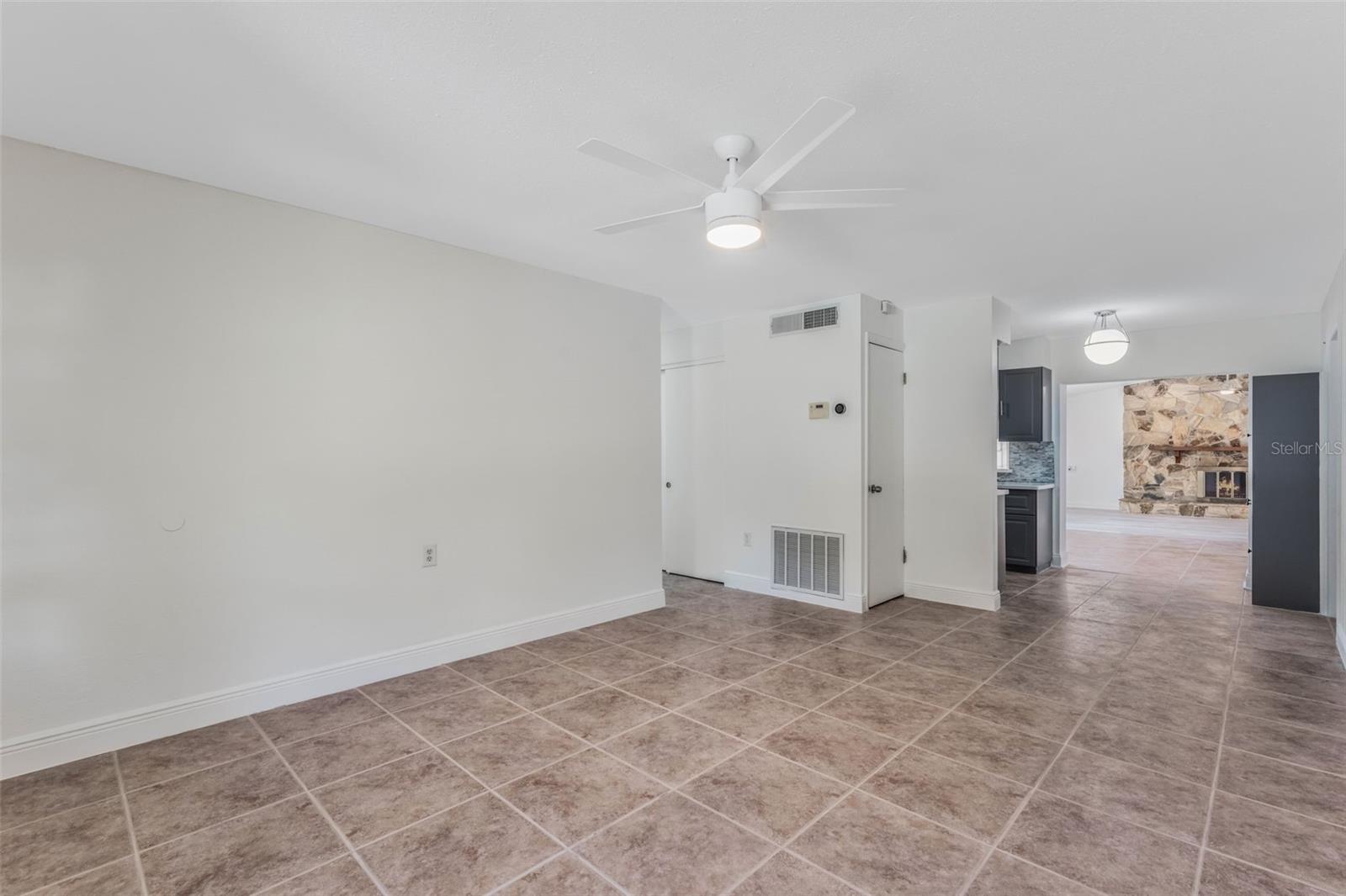 Image 5 of 46 For 5619 Pinerock Road