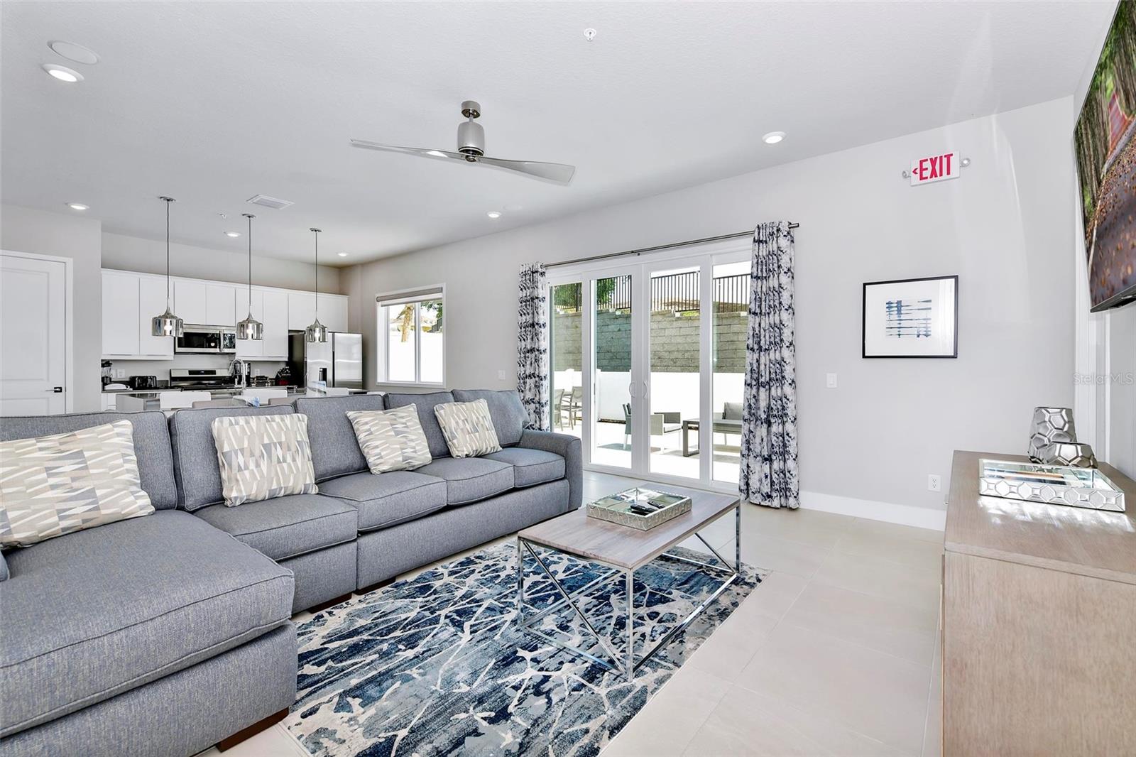 Image 6 of 50 For 7740 Sandy Ridge Drive 121