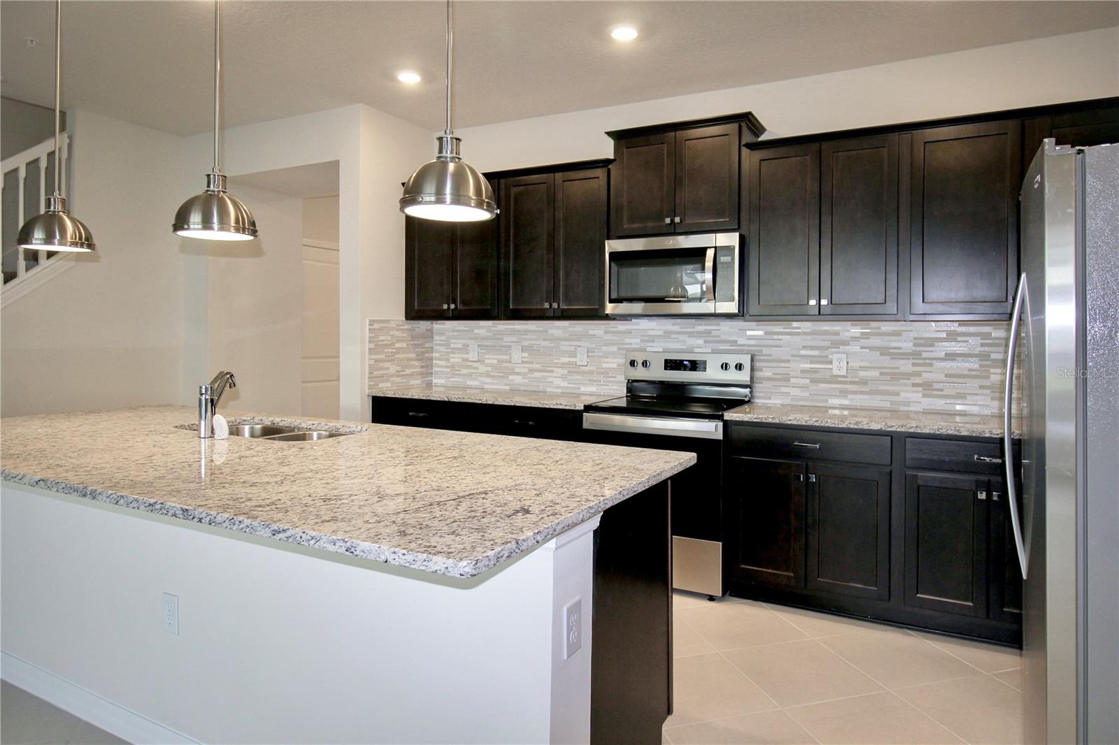 Image 12 of 43 For 1258 Shoreside Street