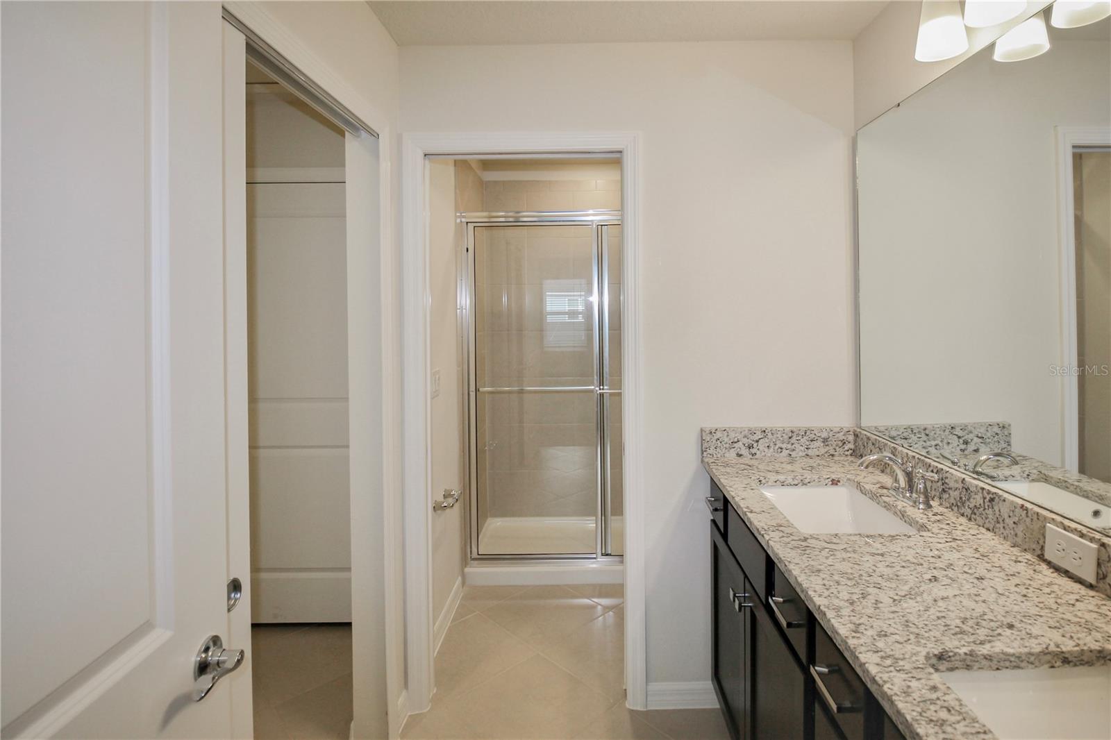 Image 23 of 43 For 1258 Shoreside Street