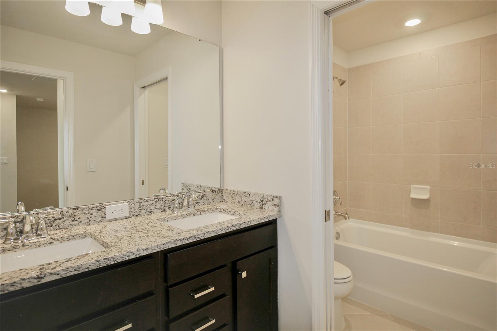 Image 33 of 43 For 1258 Shoreside Street