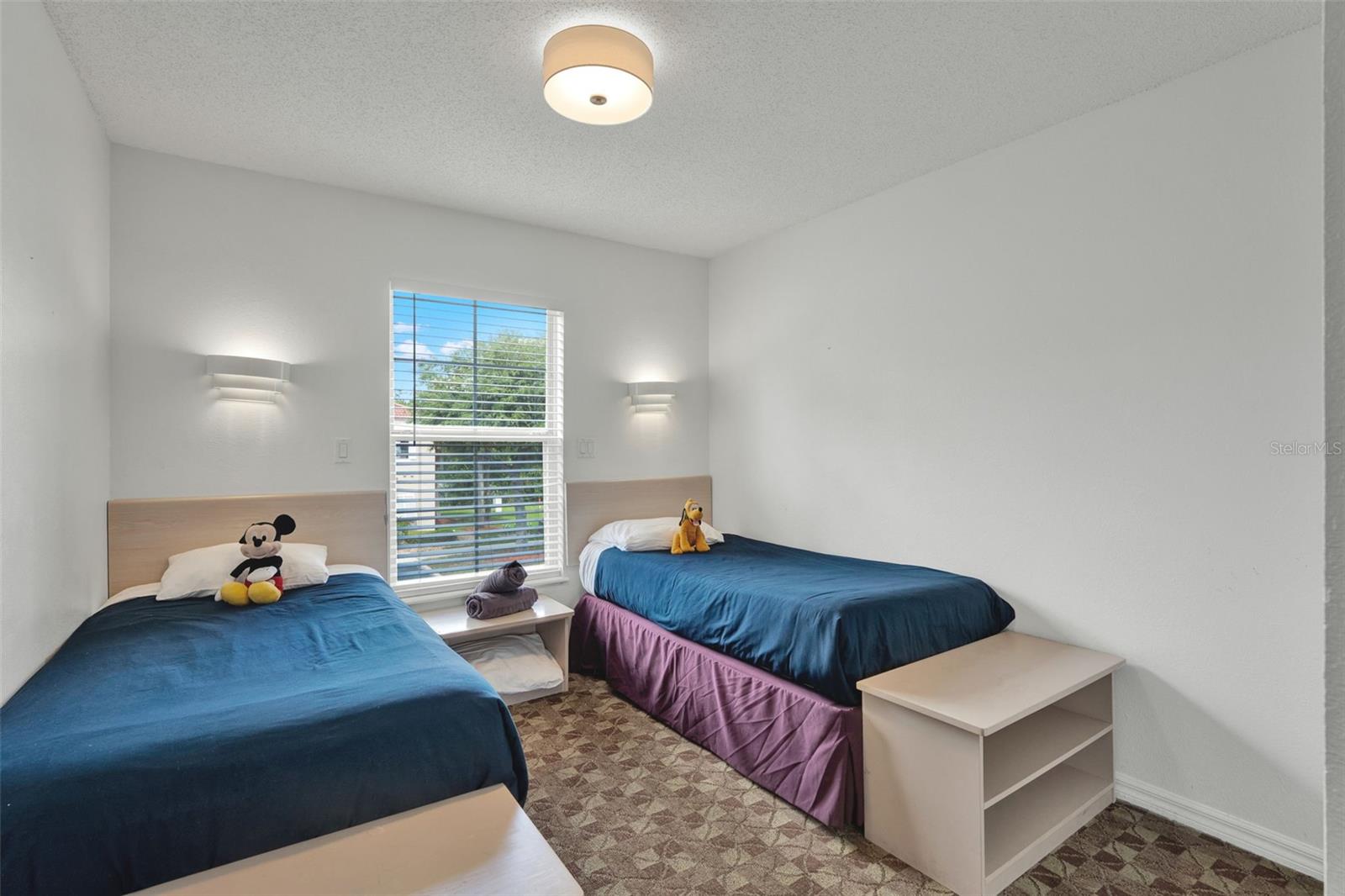 Image 15 of 55 For 1086 Park Ridge Circle