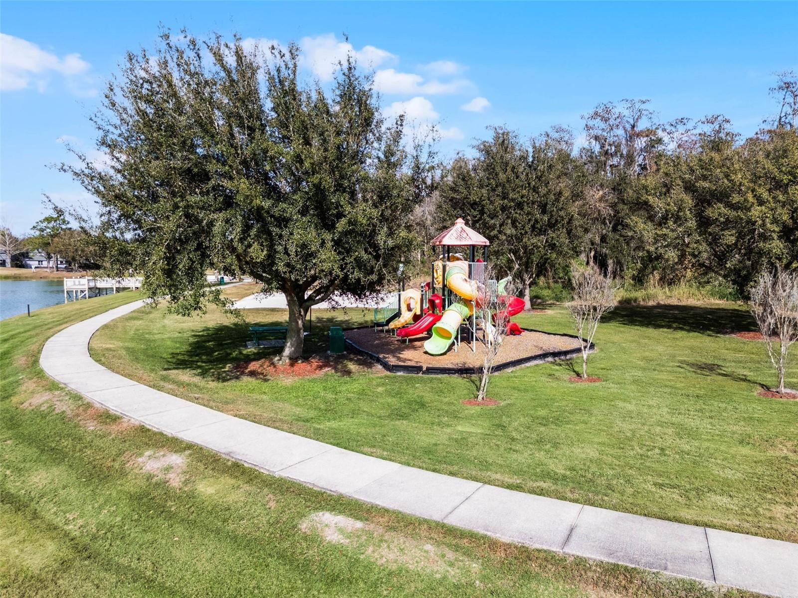 Image 36 of 55 For 1086 Park Ridge Circle