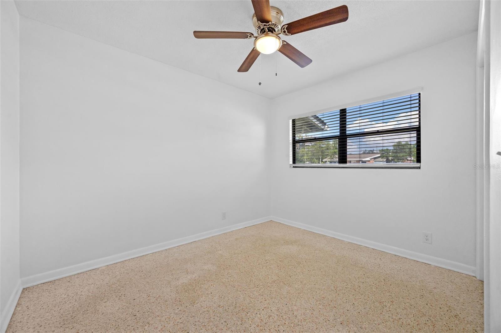 Image 17 of 36 For 5336 Weirwood Avenue