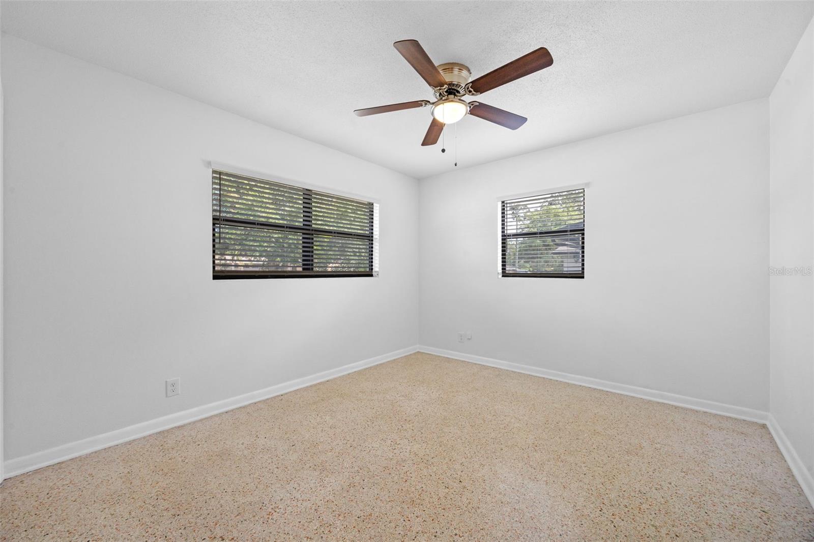 Image 19 of 36 For 5336 Weirwood Avenue