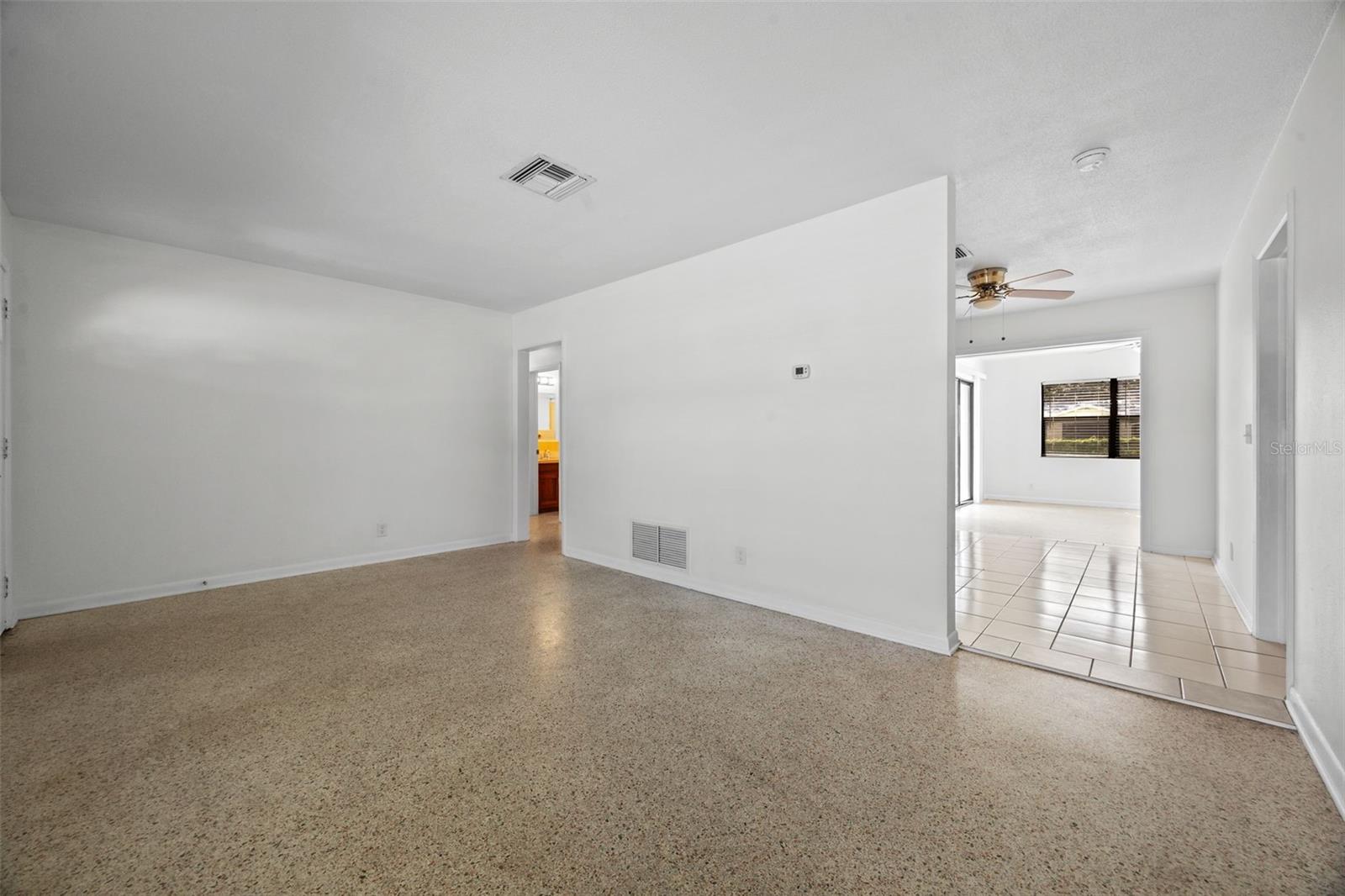 Image 6 of 36 For 5336 Weirwood Avenue