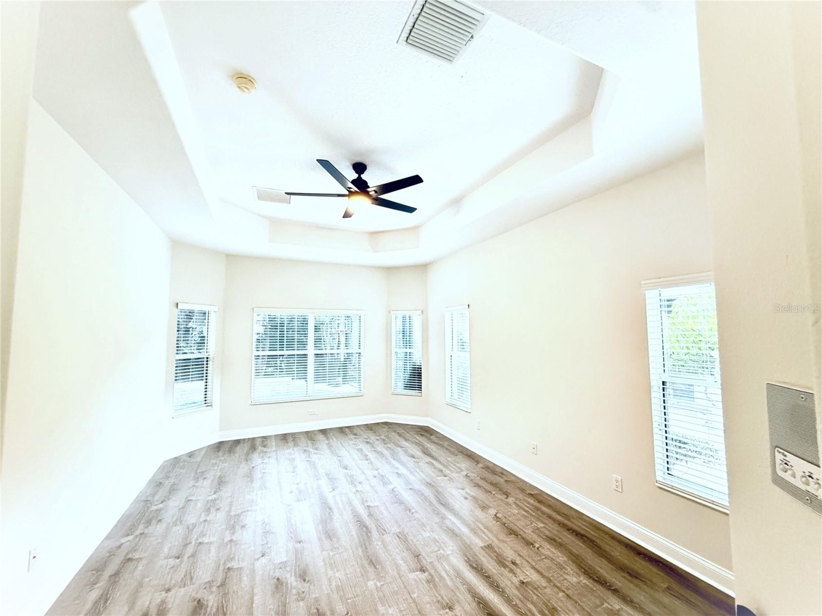 Image 37 of 78 For 6976 Lucca Street