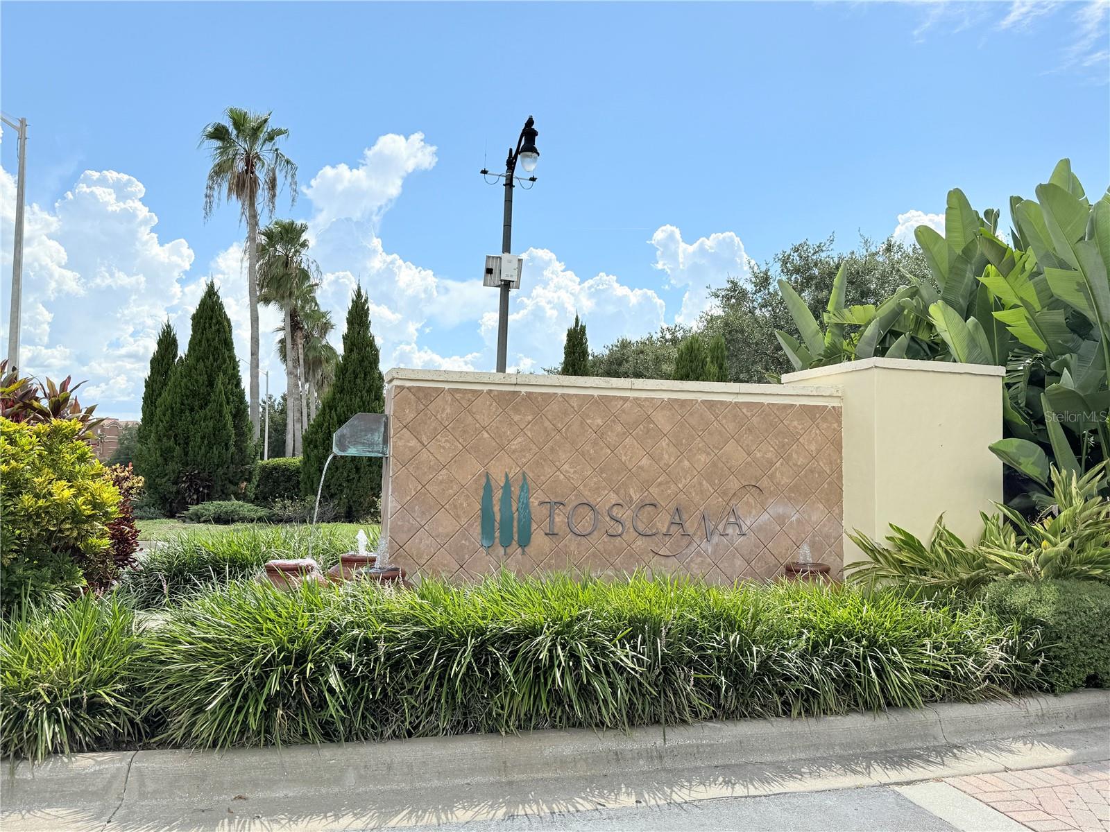 Image 4 of 78 For 6976 Lucca Street